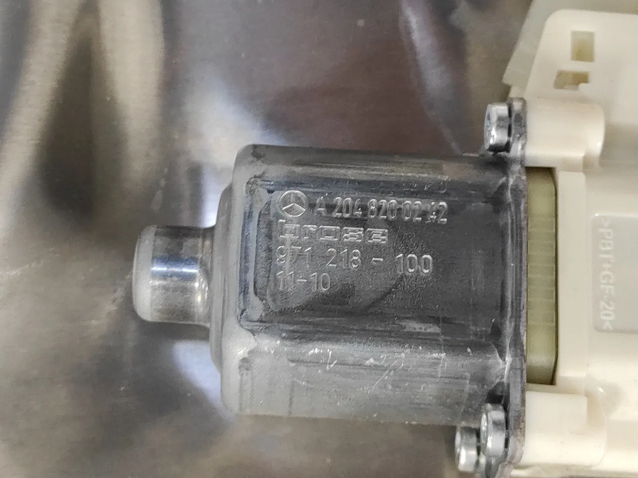 Elevalunas Delantero Derecho para Mercedes-Benz Clase E (W212) Lim.