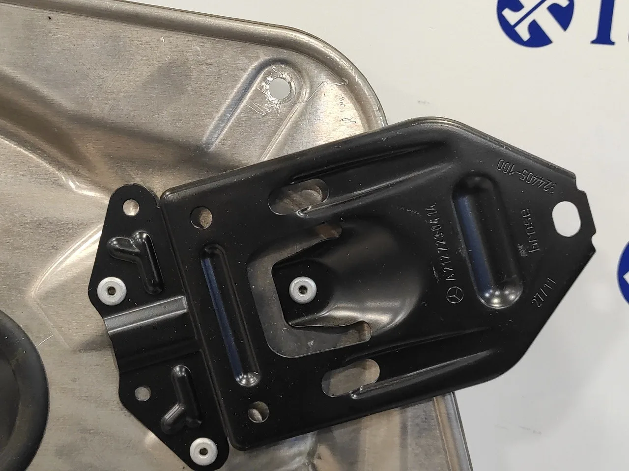 Elevalunas Delantero Izquierdo para Mercedes-Benz Clase E (W212) Lim.