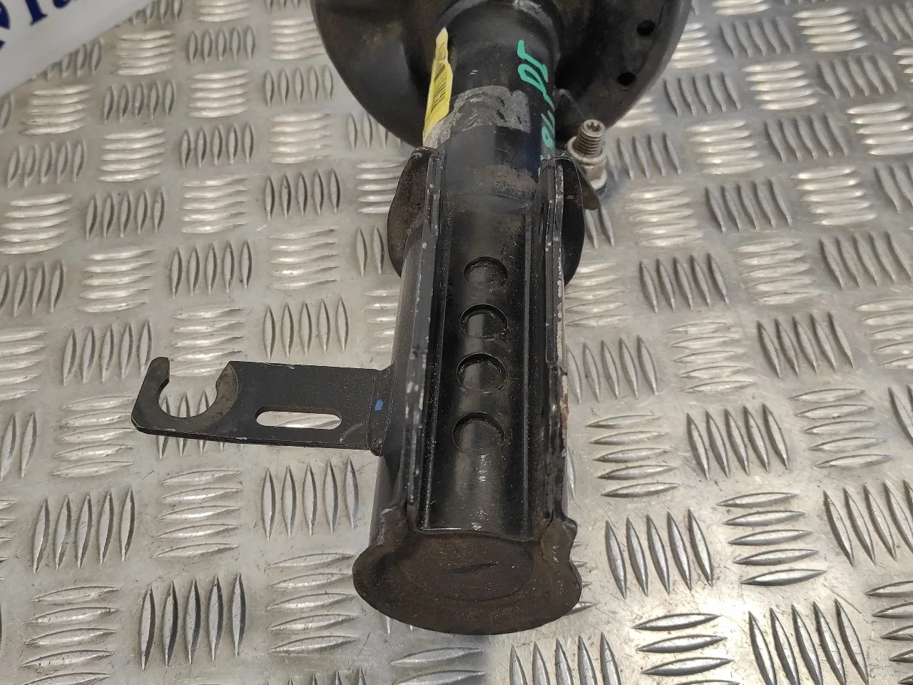 Amortiguador Delantero Izquierdo para Opel Astra J Lim.