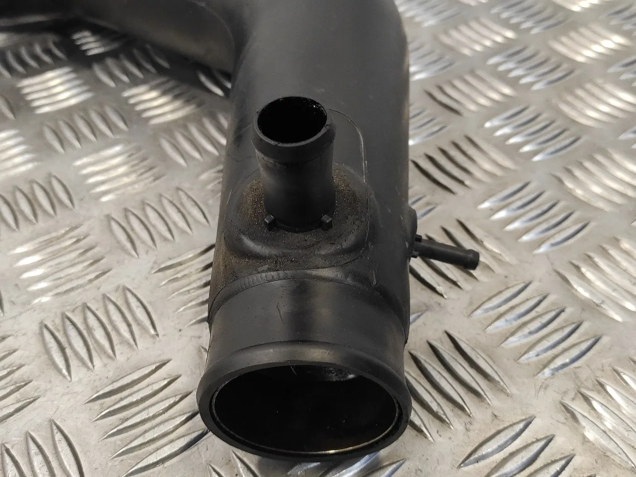 Tubo para Opel Frontera B