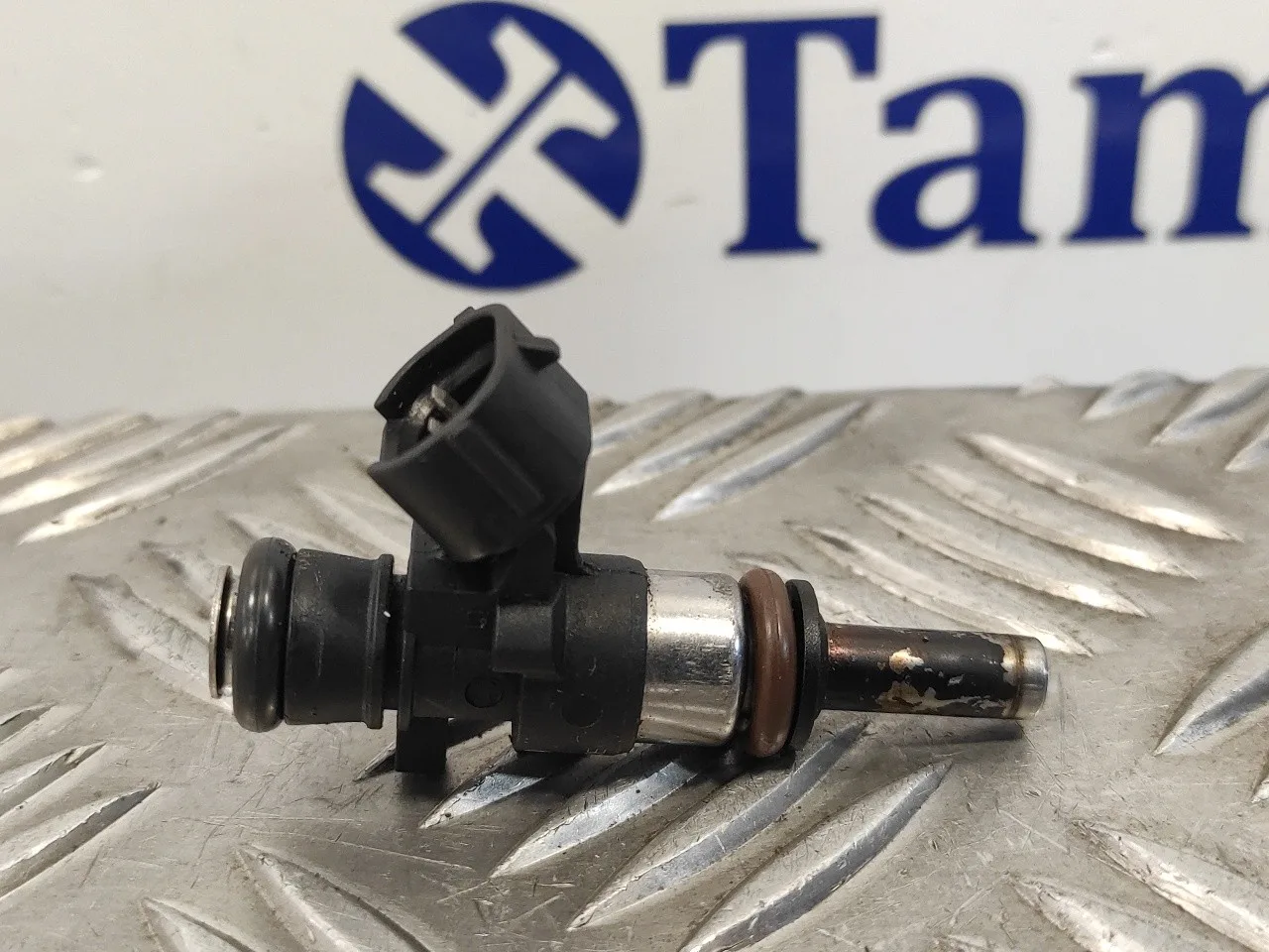 Inyector para Audi A3 Limousine (8Vs, 8Vm)