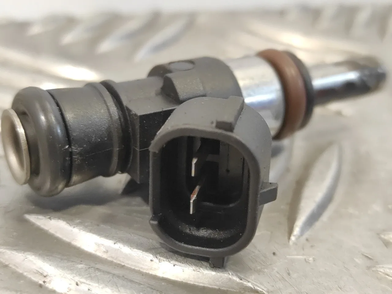 Inyector para Audi A3 Limousine (8Vs, 8Vm)