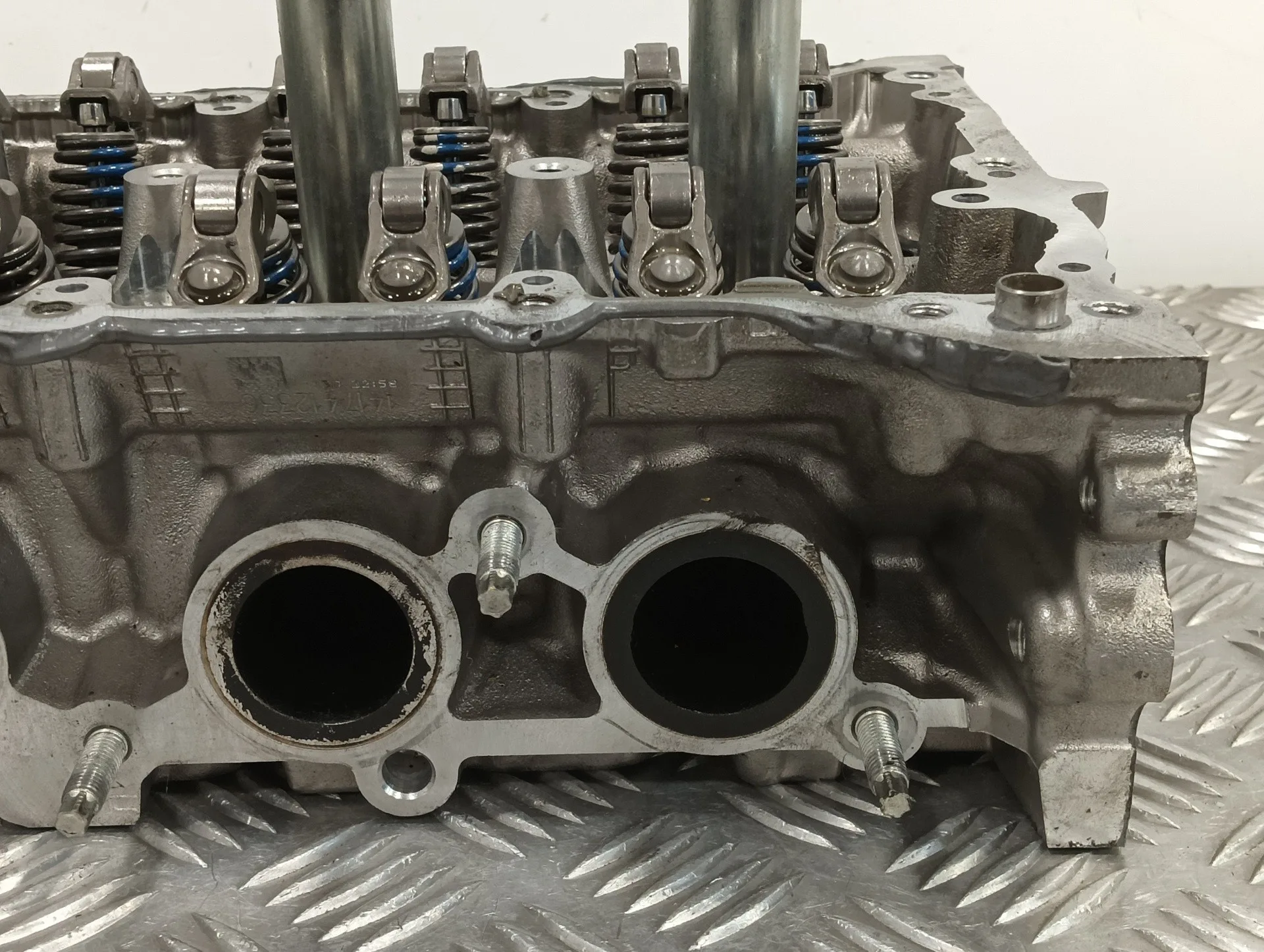 Culata para Toyota Prius (Zvw50)