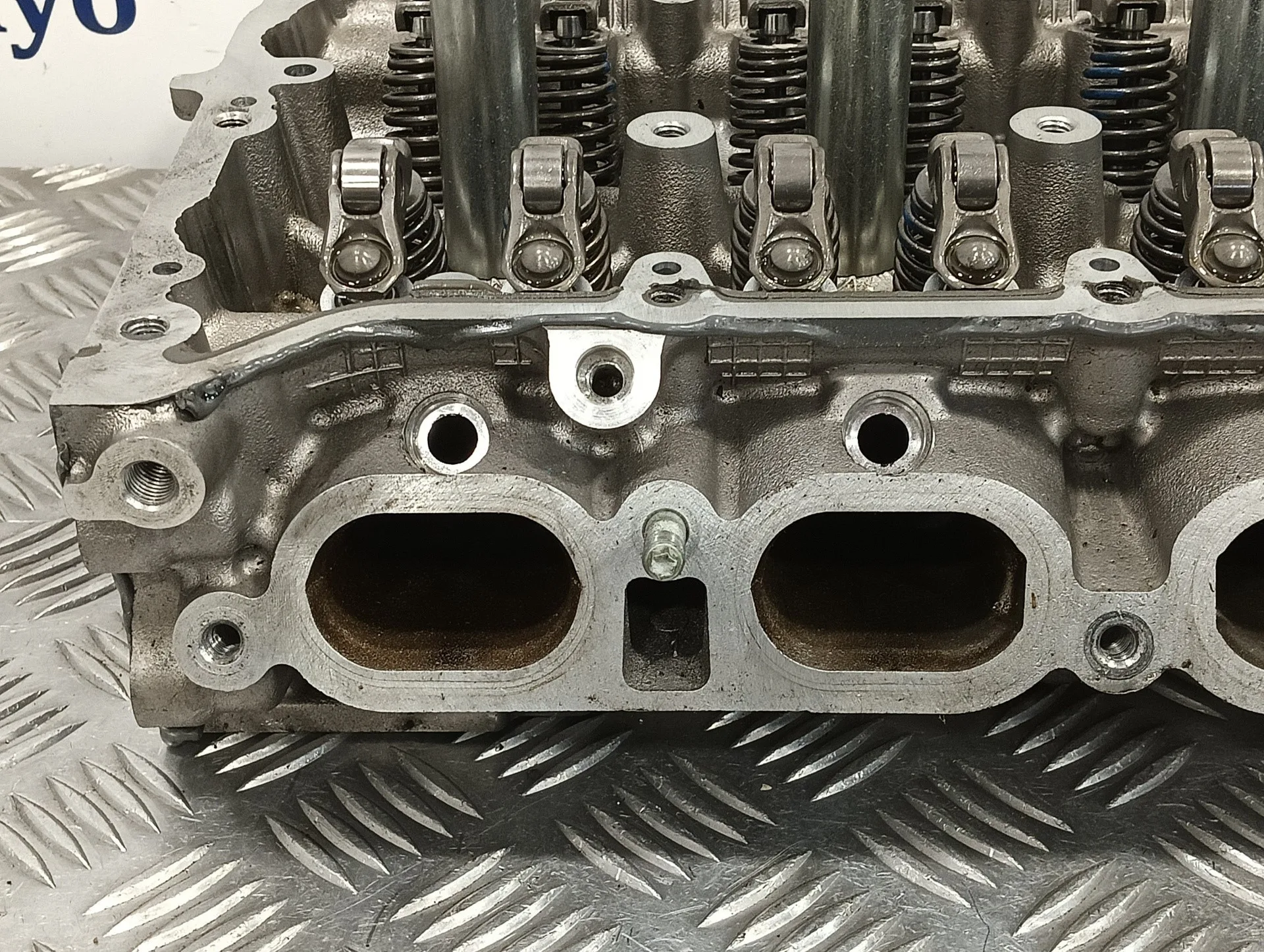 Culata para Toyota Prius (Zvw50)