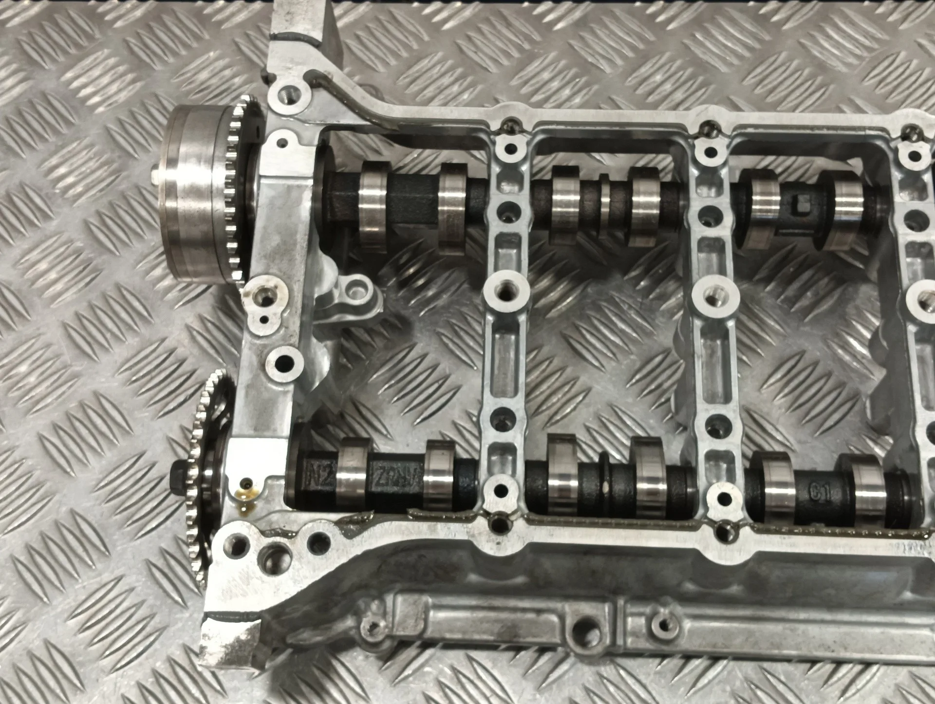 Culatin para Toyota Prius (Zvw50)