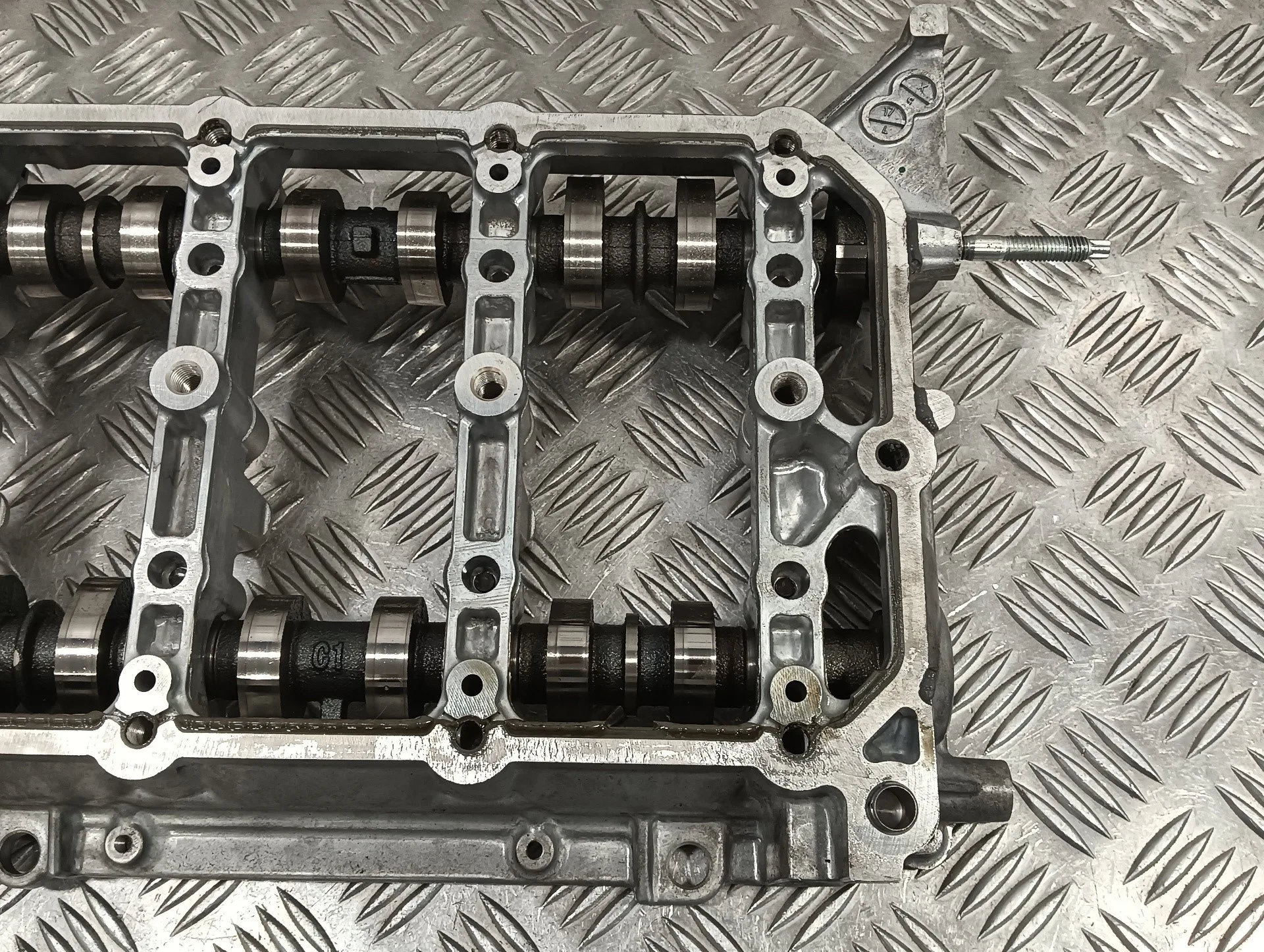 Culatin para Toyota Prius (Zvw50)