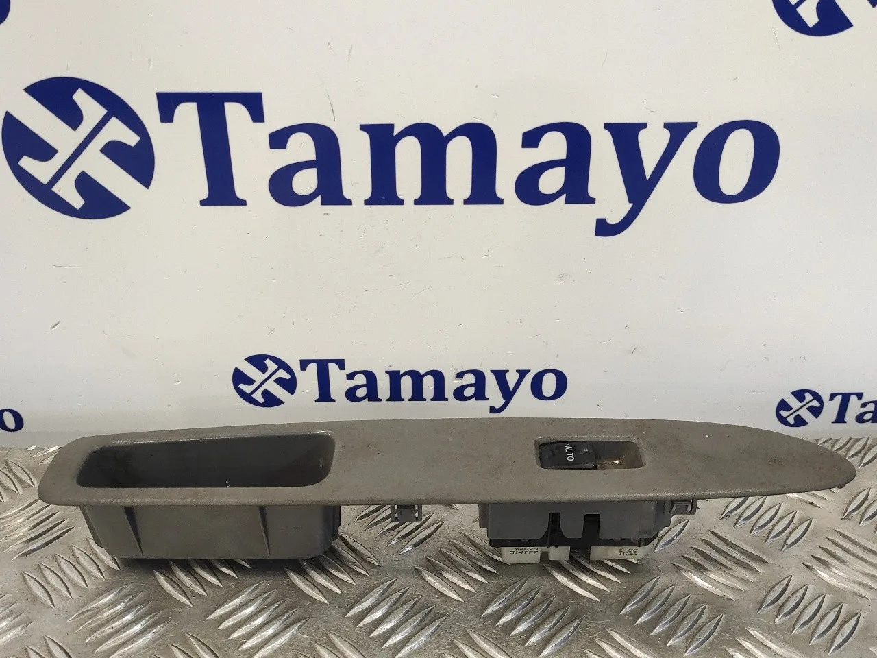 Mando Elevalunas Delantero Derecho para Toyota Avensis Verso (M20)