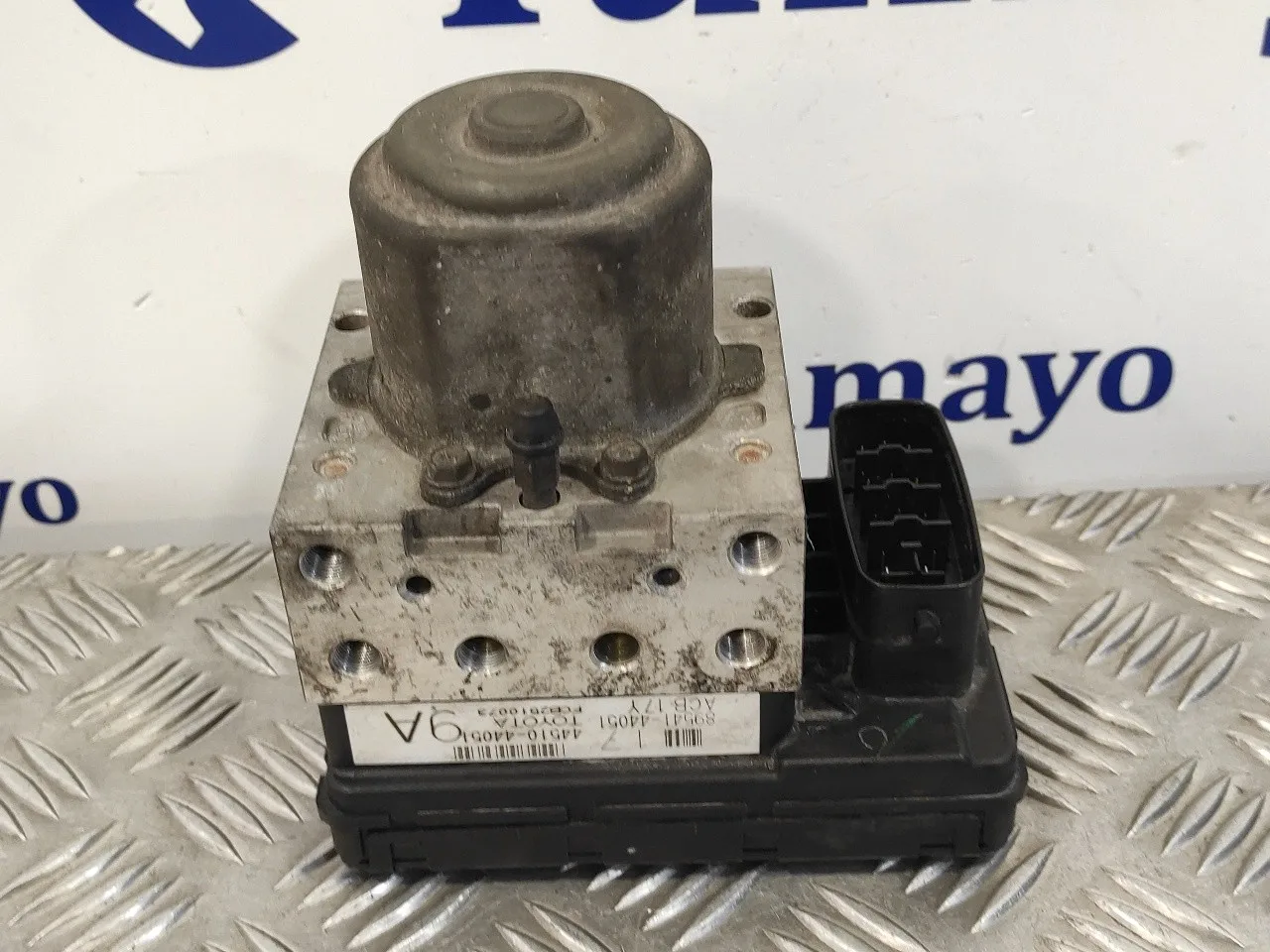 Abs para Toyota Avensis Verso (M20)