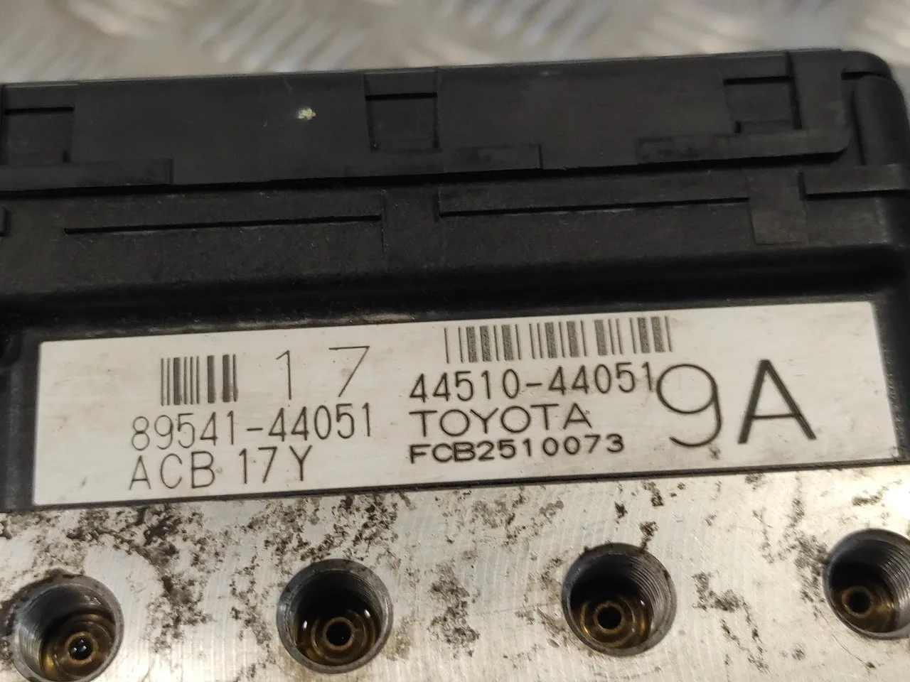 Abs para Toyota Avensis Verso (M20)
