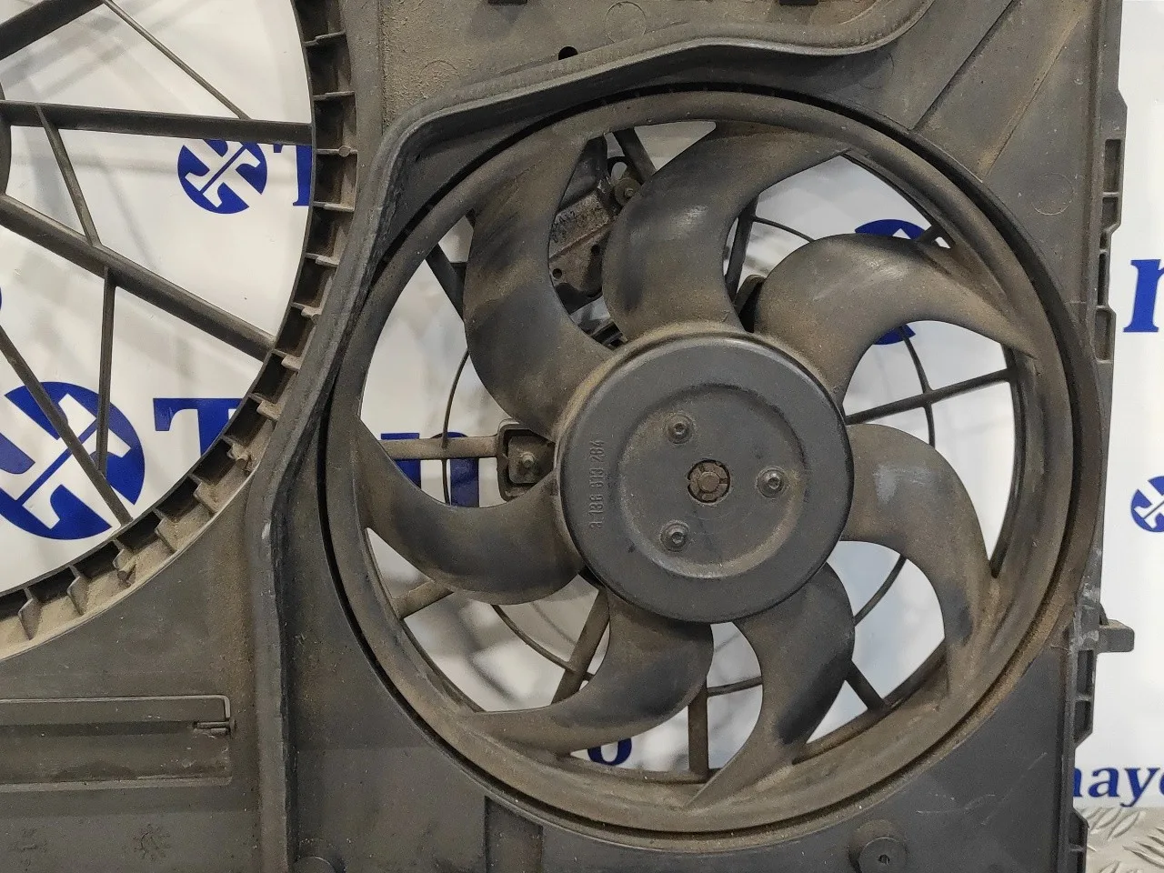 Electroventilador para Volkswagen Touareg (7L6)