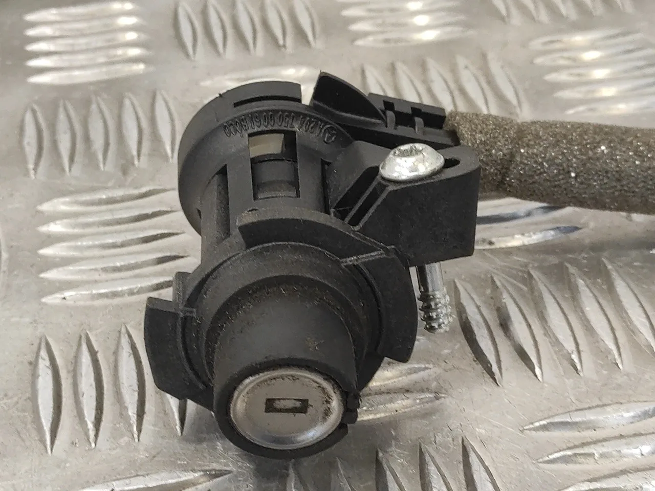 Cerradura Maletero / Porton para Mercedes-Benz Clase E (W212) Lim.