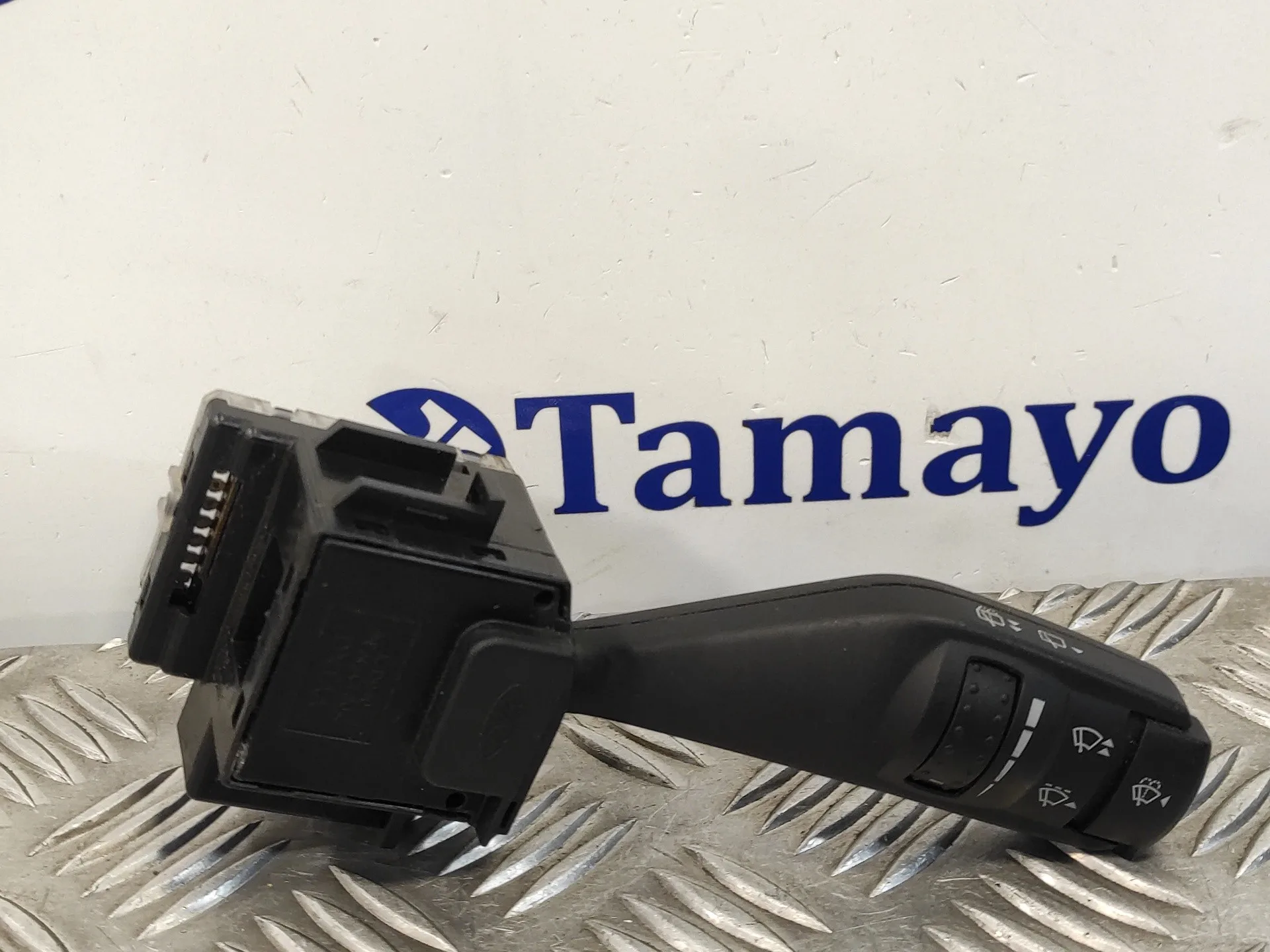 Mando Limpia para Ford Focus Berlina (Cap)