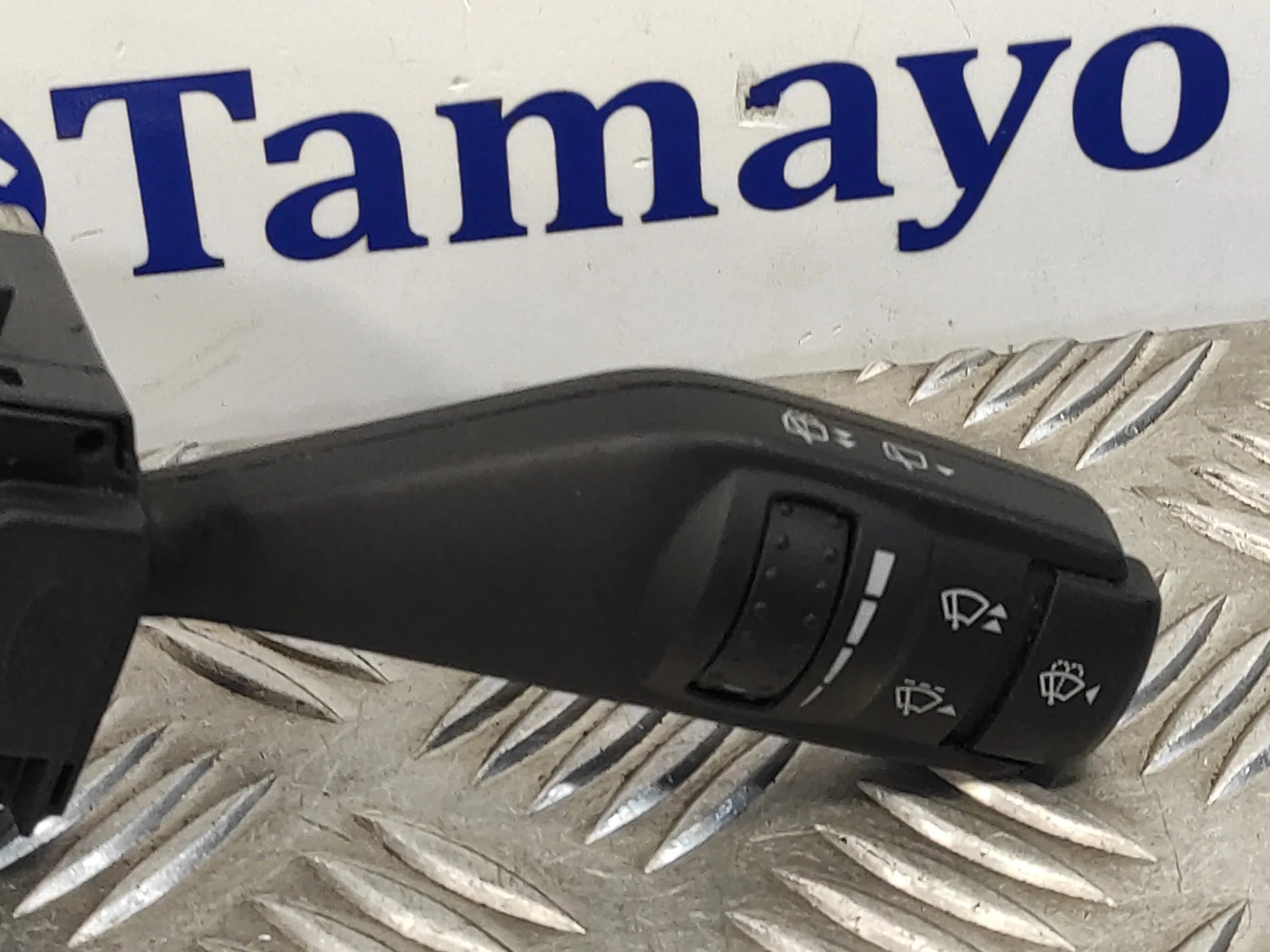 Mando Limpia para Ford Focus Berlina (Cap)