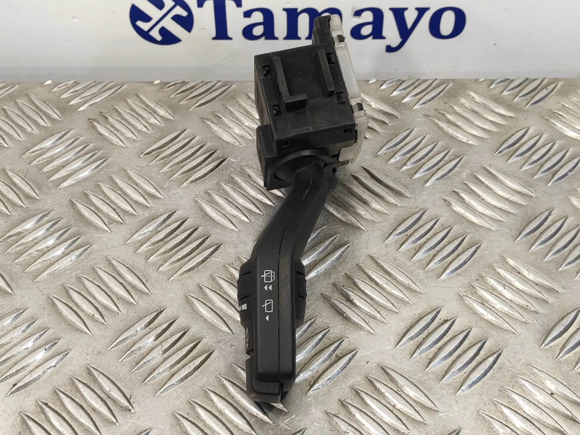 Mando Limpia para Ford Focus Berlina (Cap)