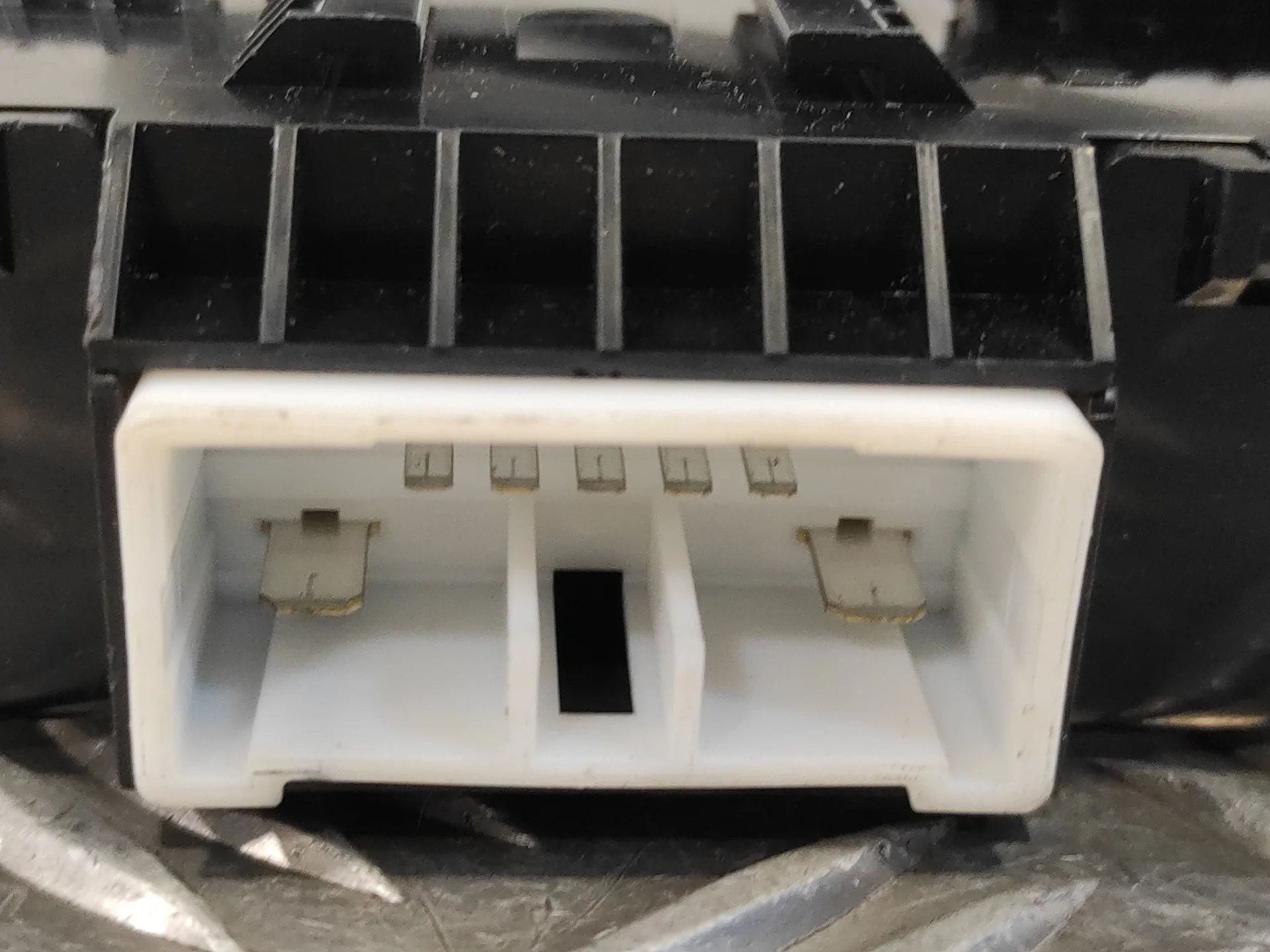 Modulo Electronico para Hyundai I20 Active
