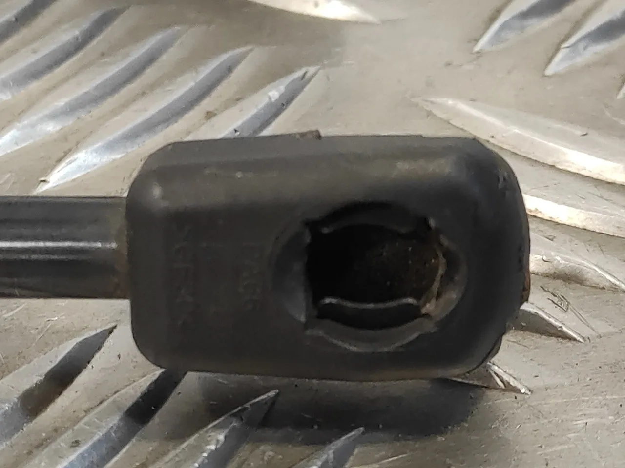 Amortiguadores Maletero / Porton para Kia Sportage