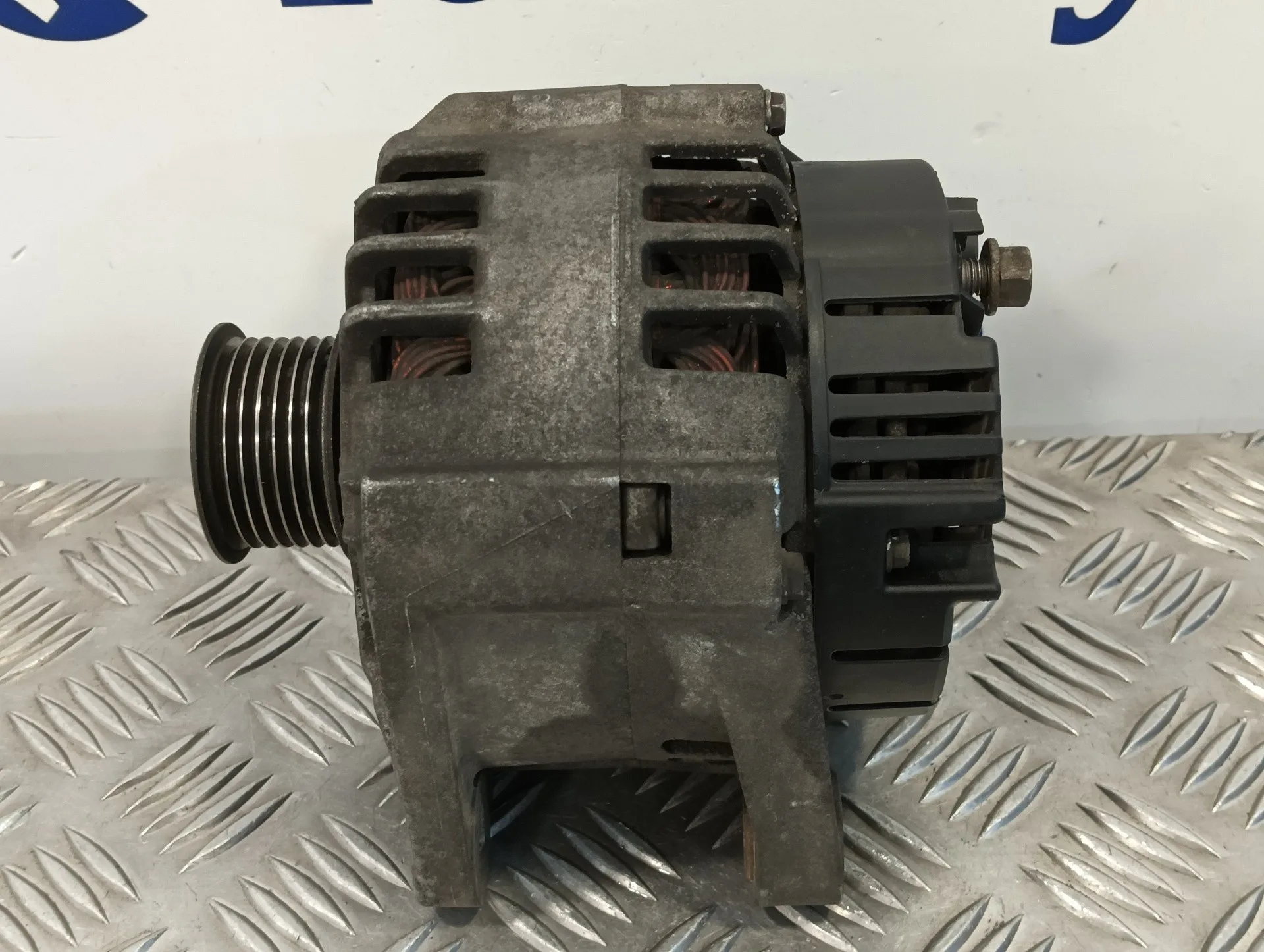 Alternador para Nissan Primera Berlina (P12)