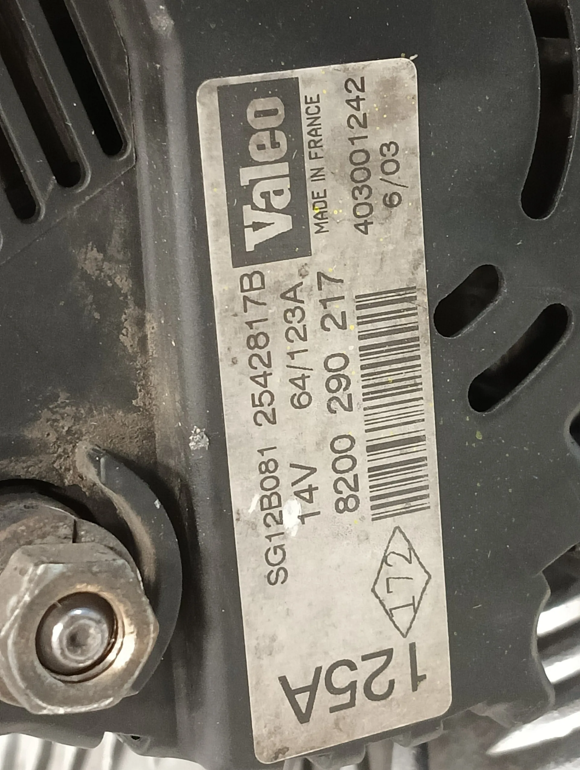 Alternador para Nissan Primera Berlina (P12)