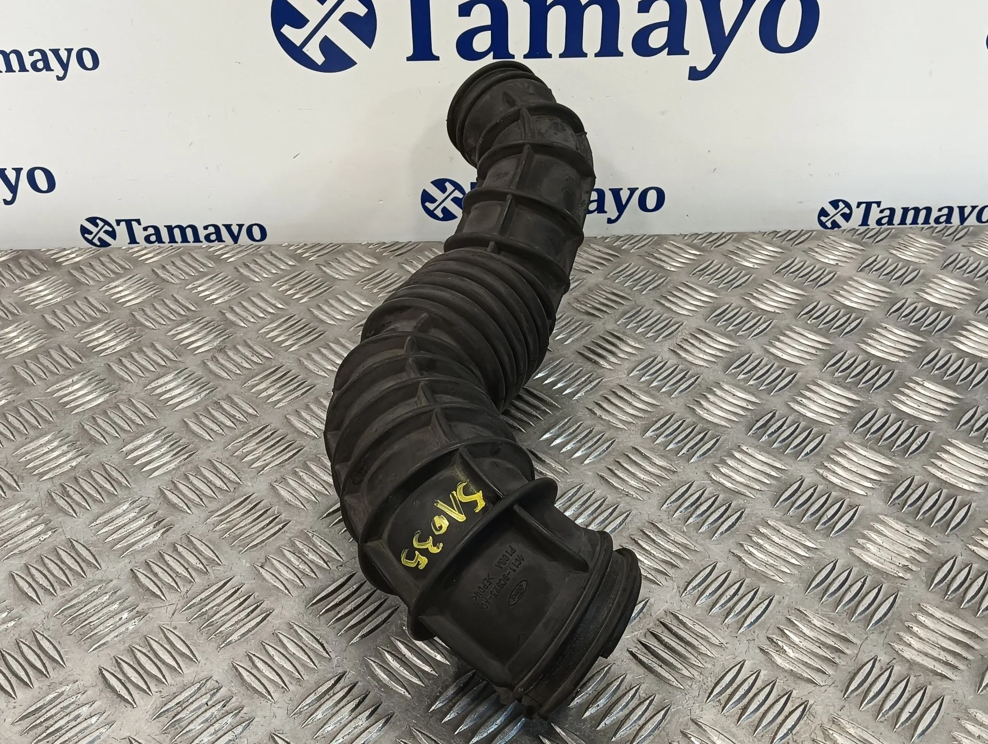 Tubo para Ford Transit Caja Cerrada, Larga (Fy) (2000 =>)