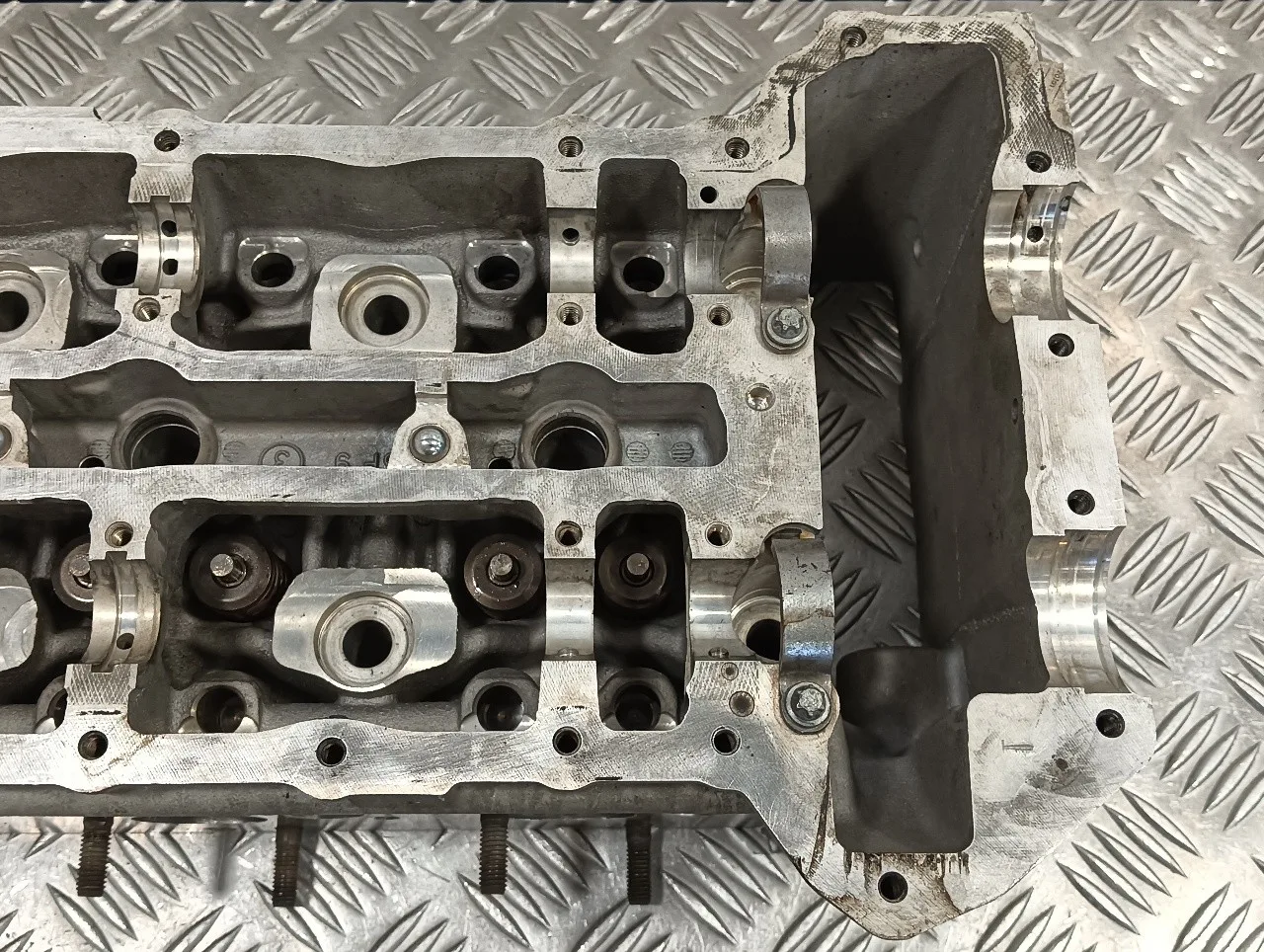 Culata para Mercedes-Benz Sprinter Ii James Cook (906)