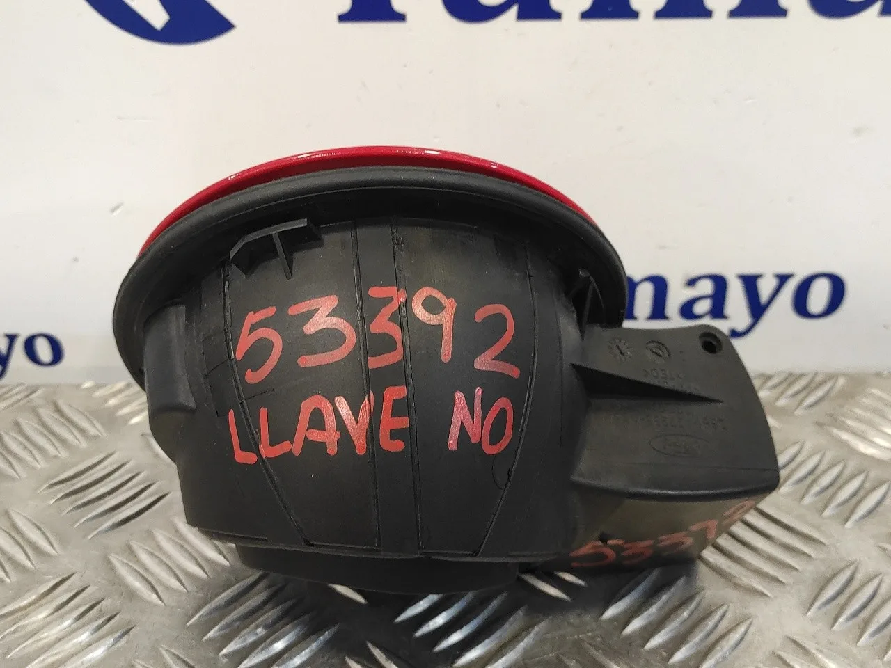 Tapa Exterior Combustible para Ford Fusion (Cbk)