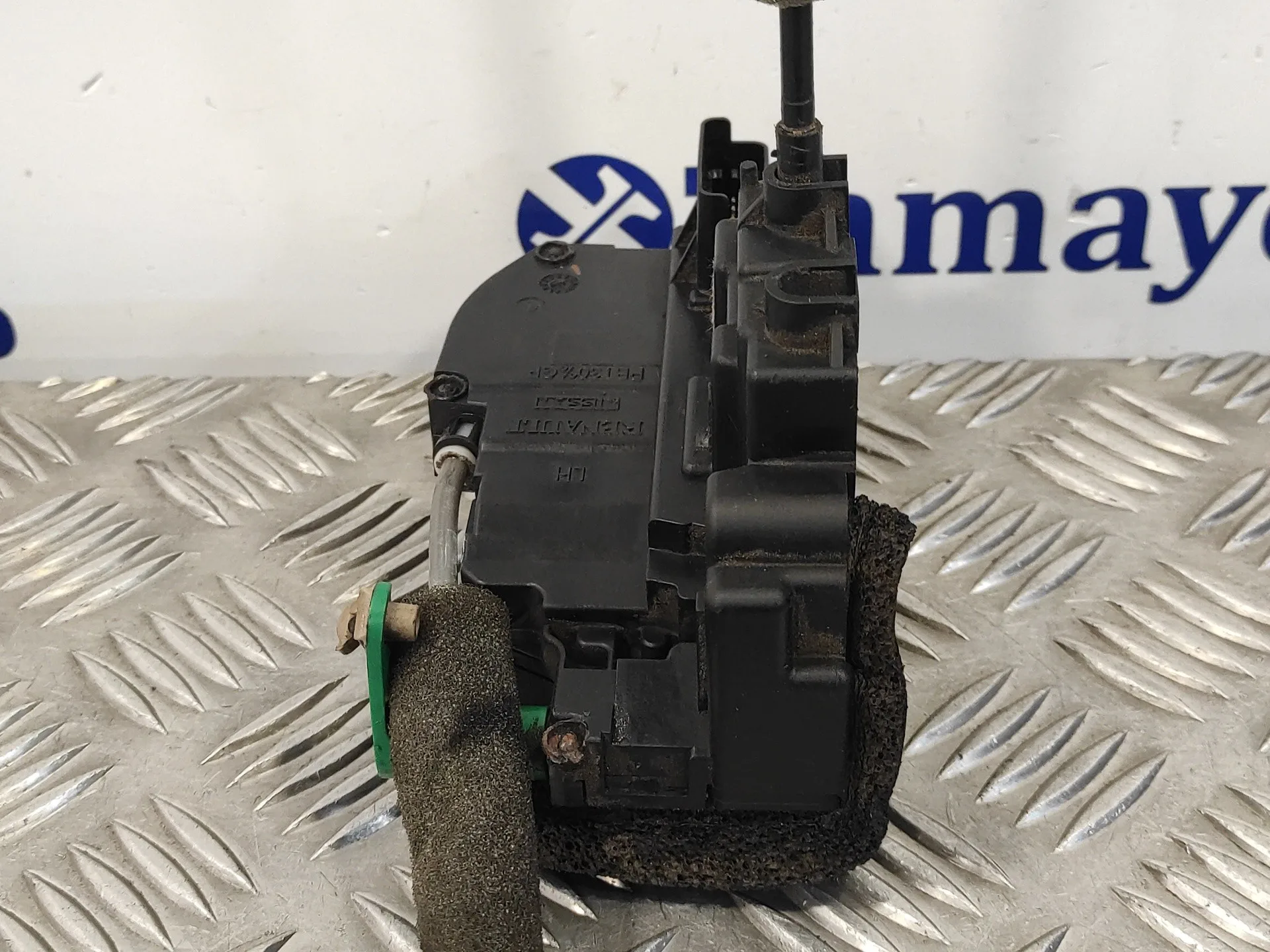 Cerradura Puerta Delantera Izquierda para Nissan Nv 200 (M20)
