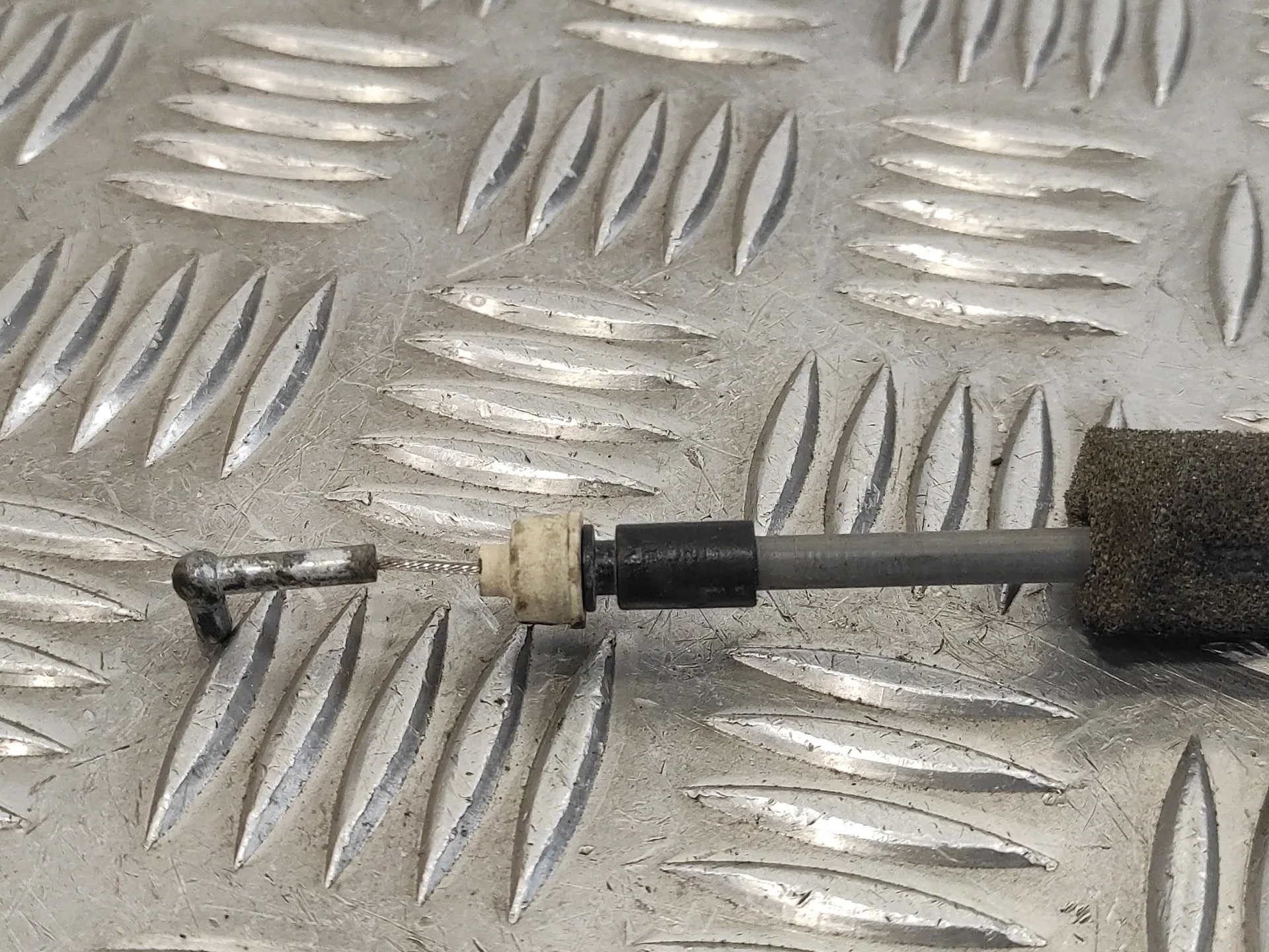 Cerradura Puerta Delantera Izquierda para Nissan Nv 200 (M20)