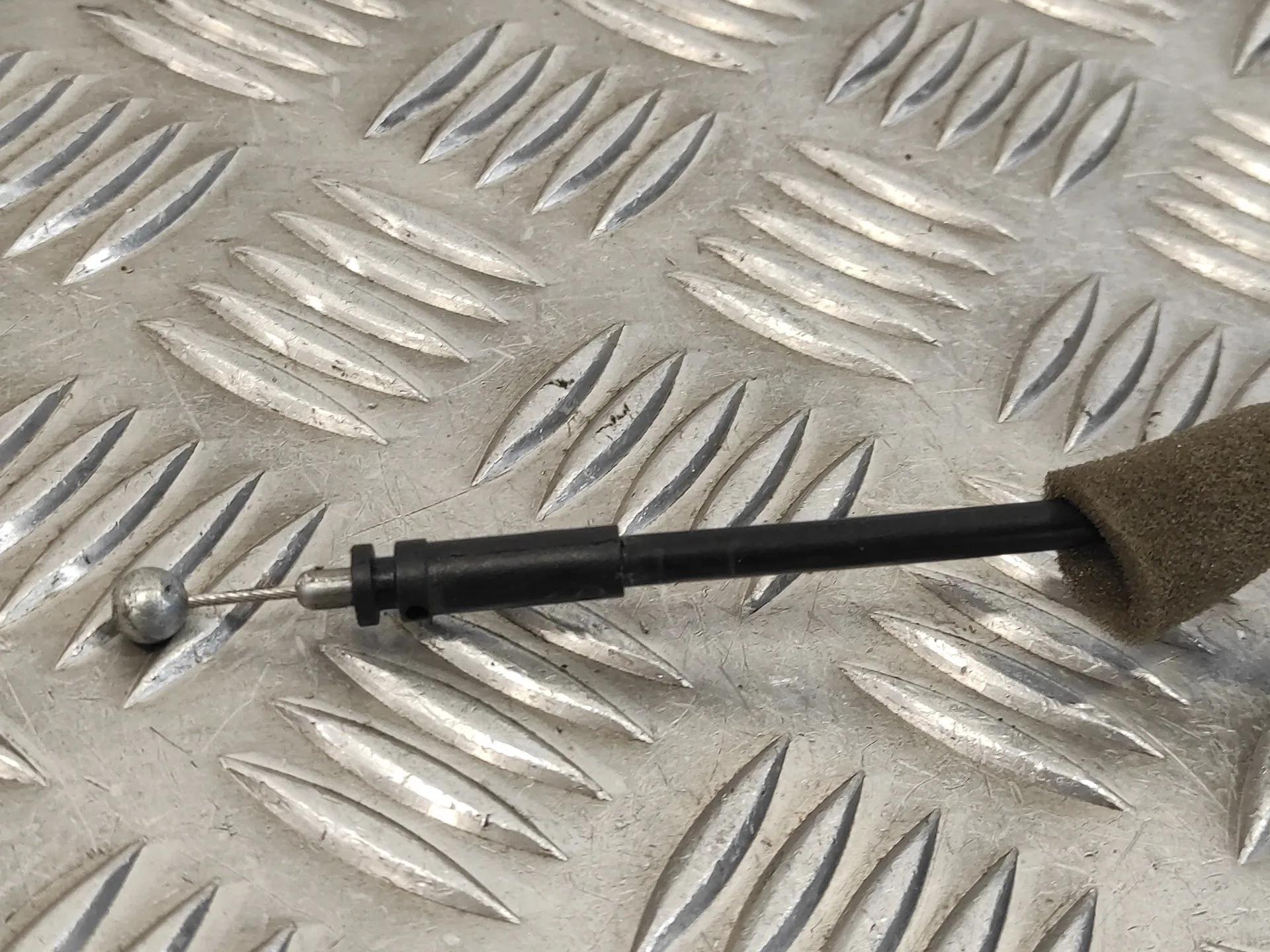 Cerradura Puerta Delantera Izquierda para Nissan Nv 200 (M20)