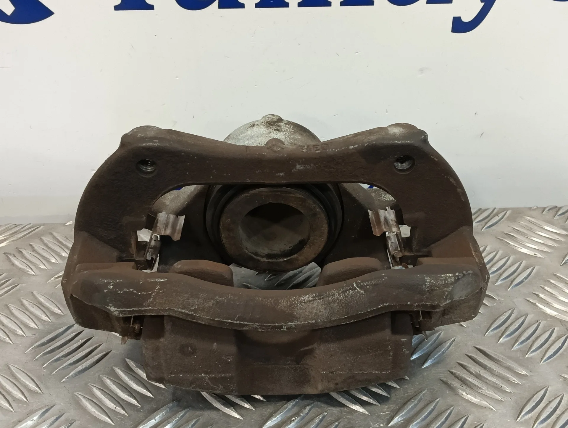 Pinza Freno Delantera Derecha para Opel Astra J Lim.