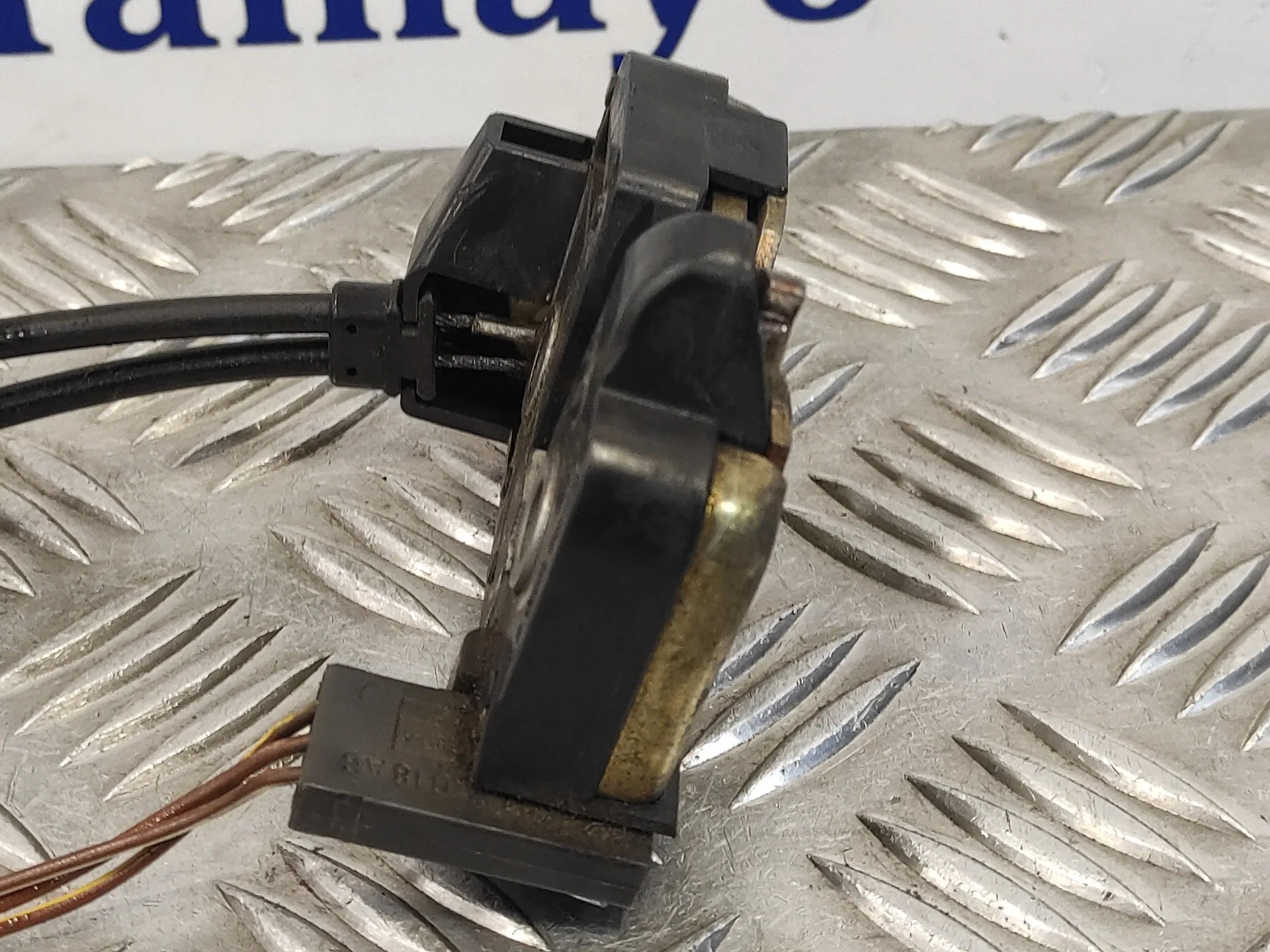 Cerradura Maletero / Porton para Ford Fusion (Cbk)