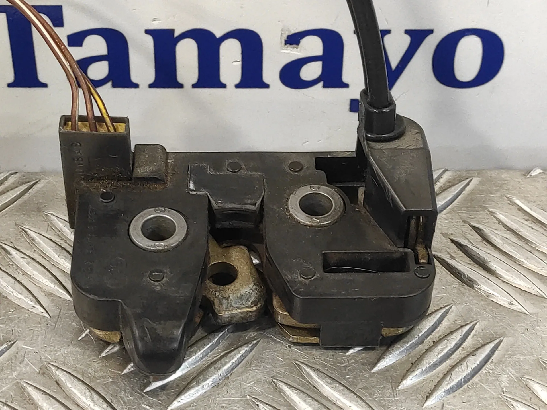 Cerradura Maletero / Porton para Ford Fusion (Cbk)