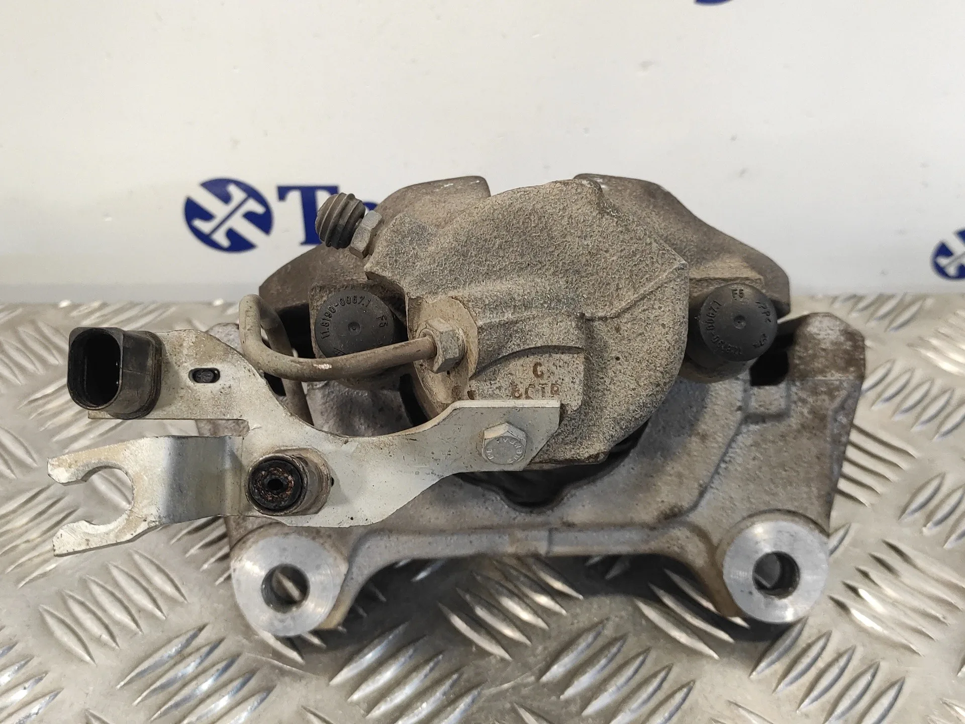 Pinza Freno Delantera Derecha para Audi A6 Berlina (4F2)