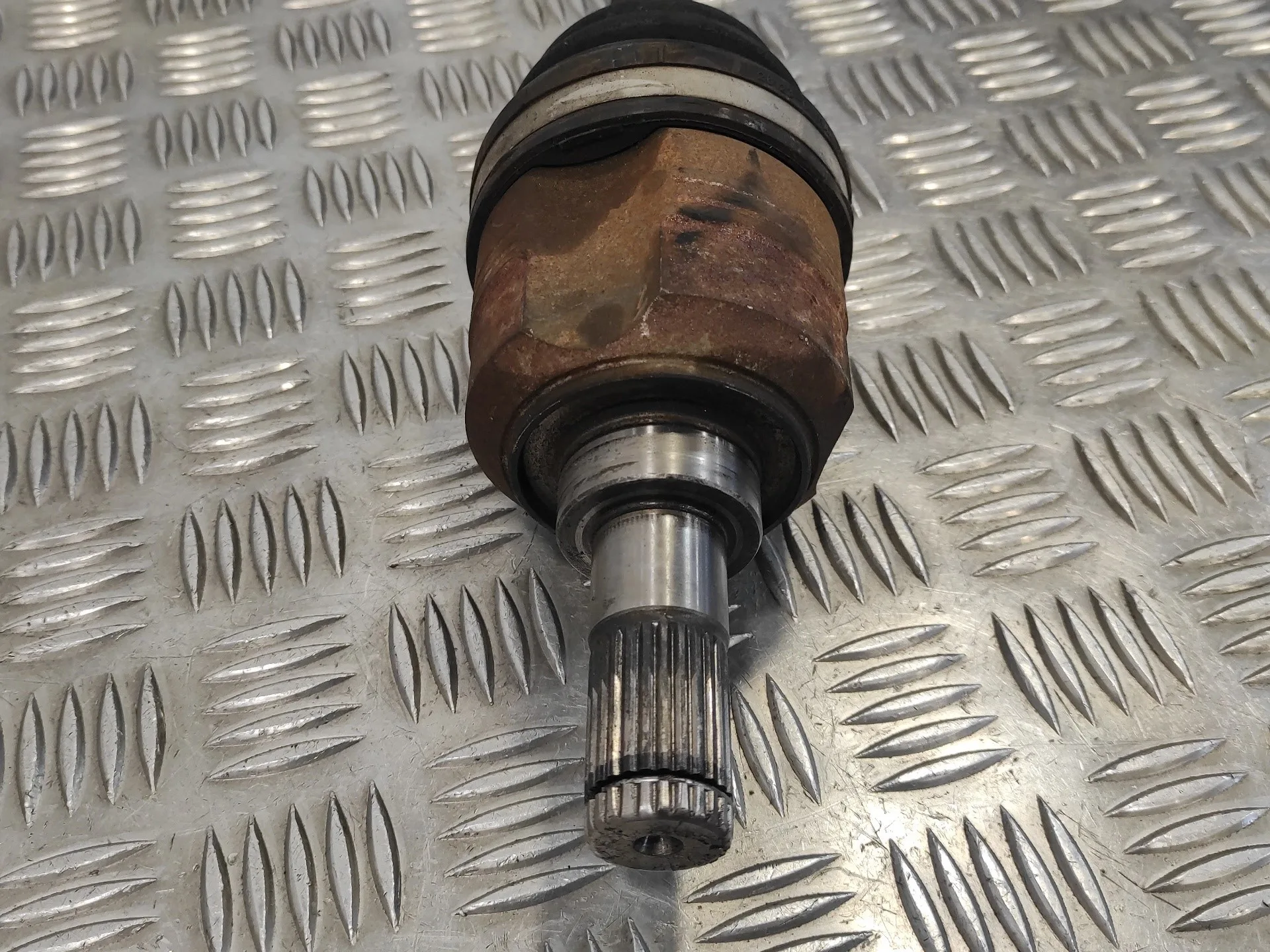 Transmision Delantera Izquierda para Kia Sportage