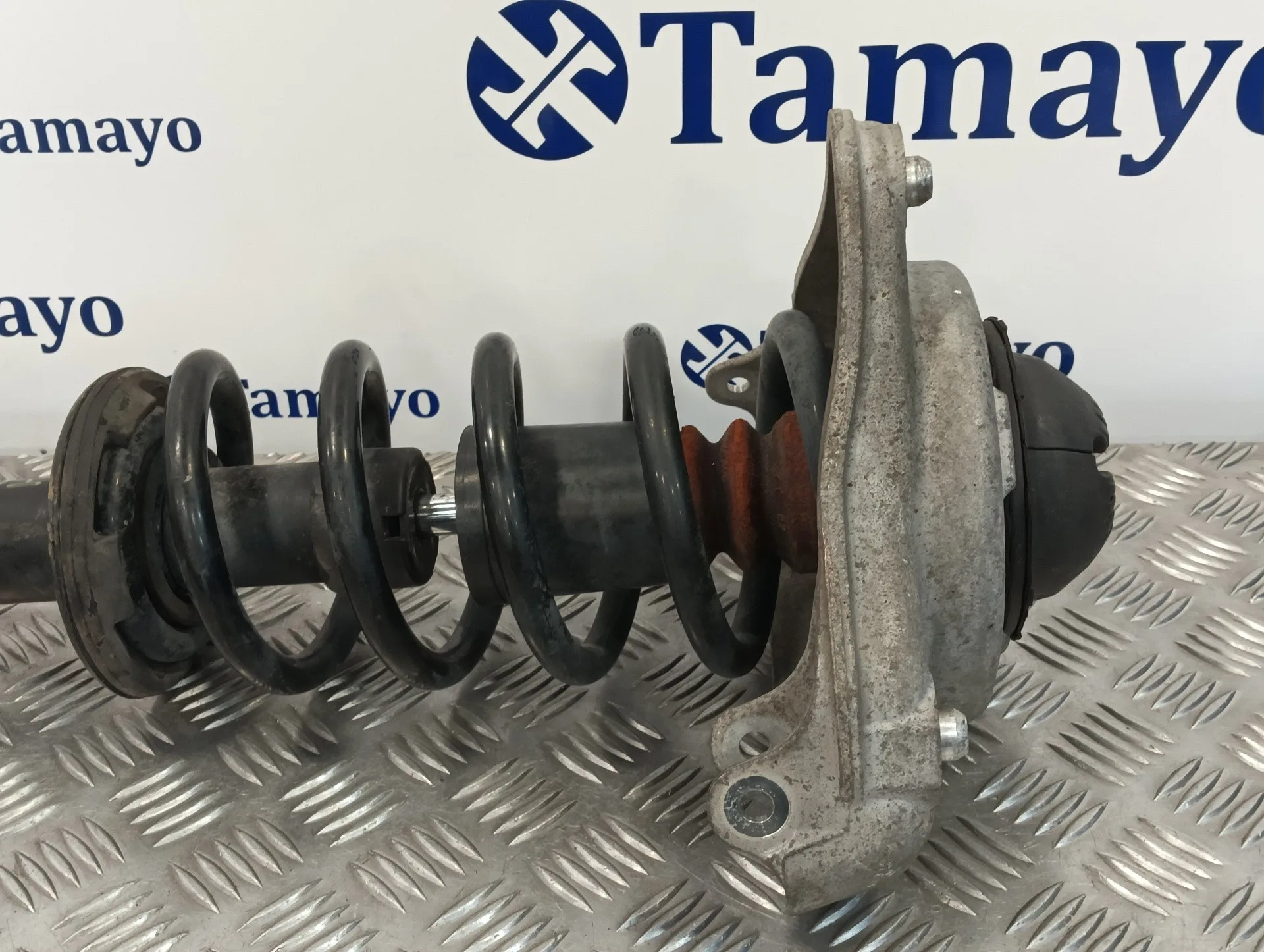 Amortiguador Delantero Izquierdo para Audi A6 Berlina (4F2)
