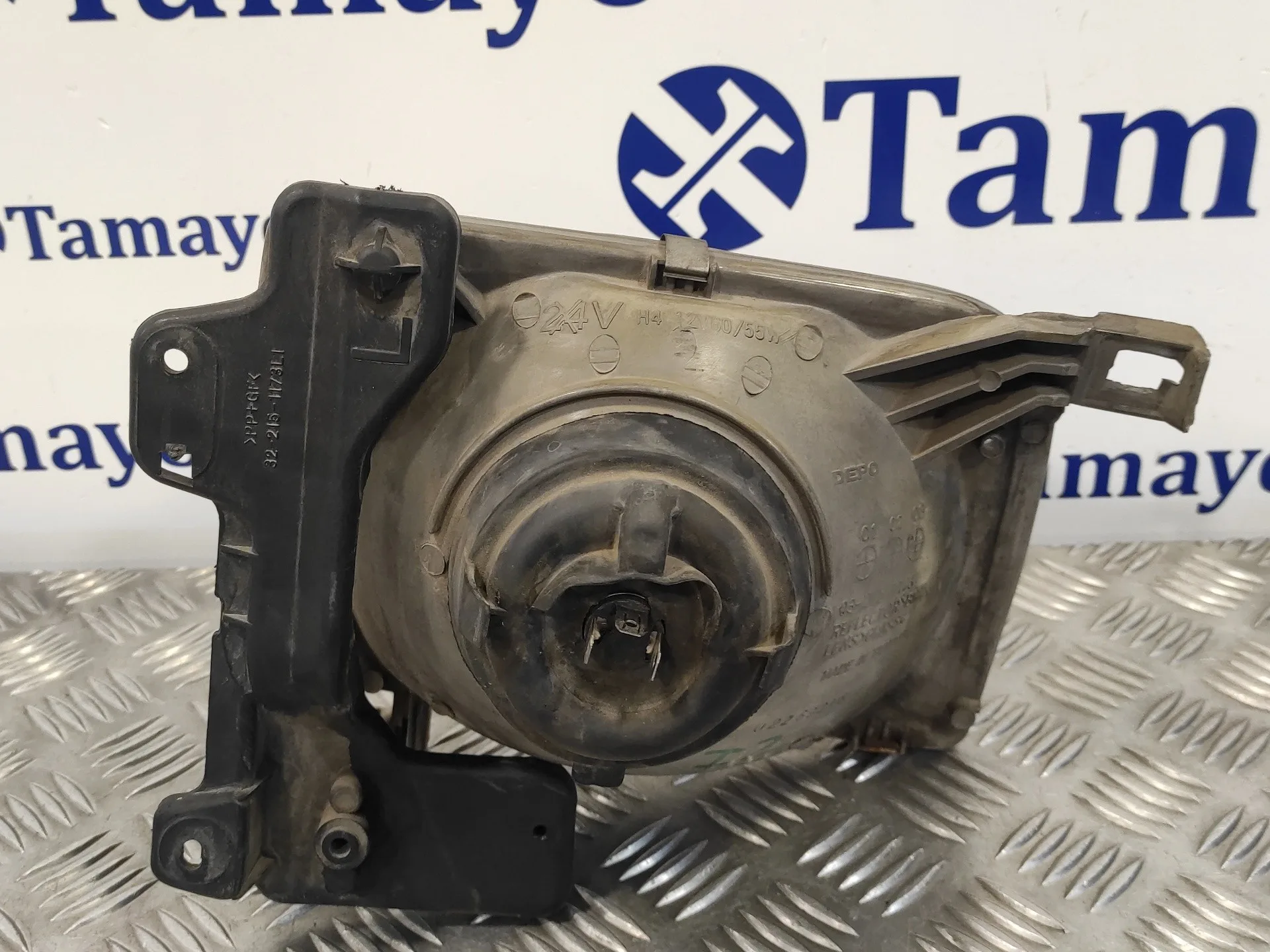 Faro Izquierdo para Nissan Pick-Up (D22)