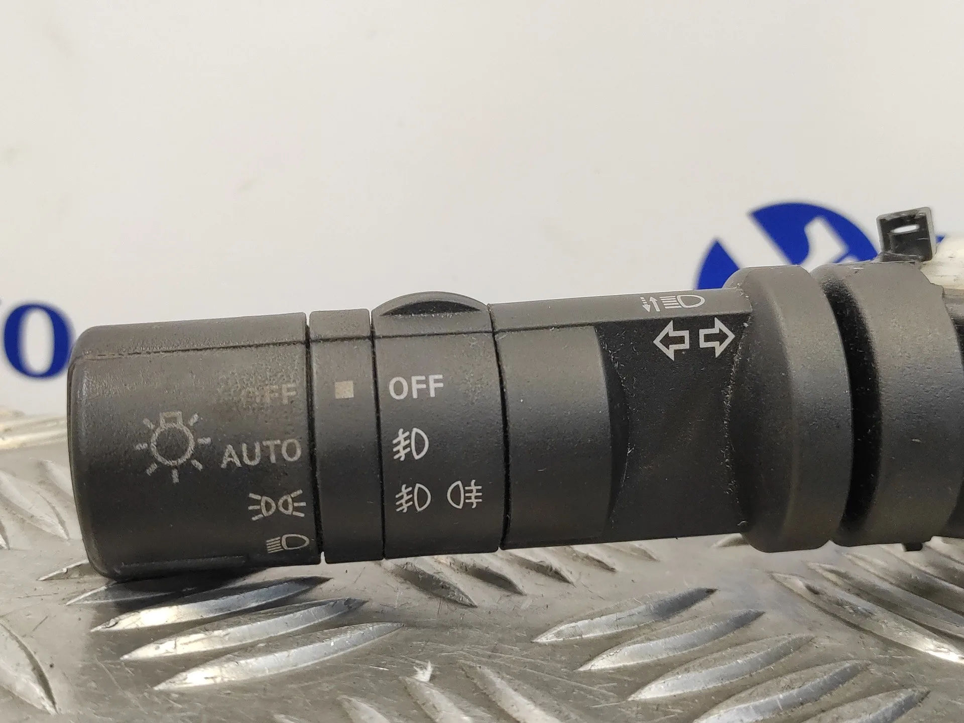Mando Intermitentes para Nissan Qashqai (J10)