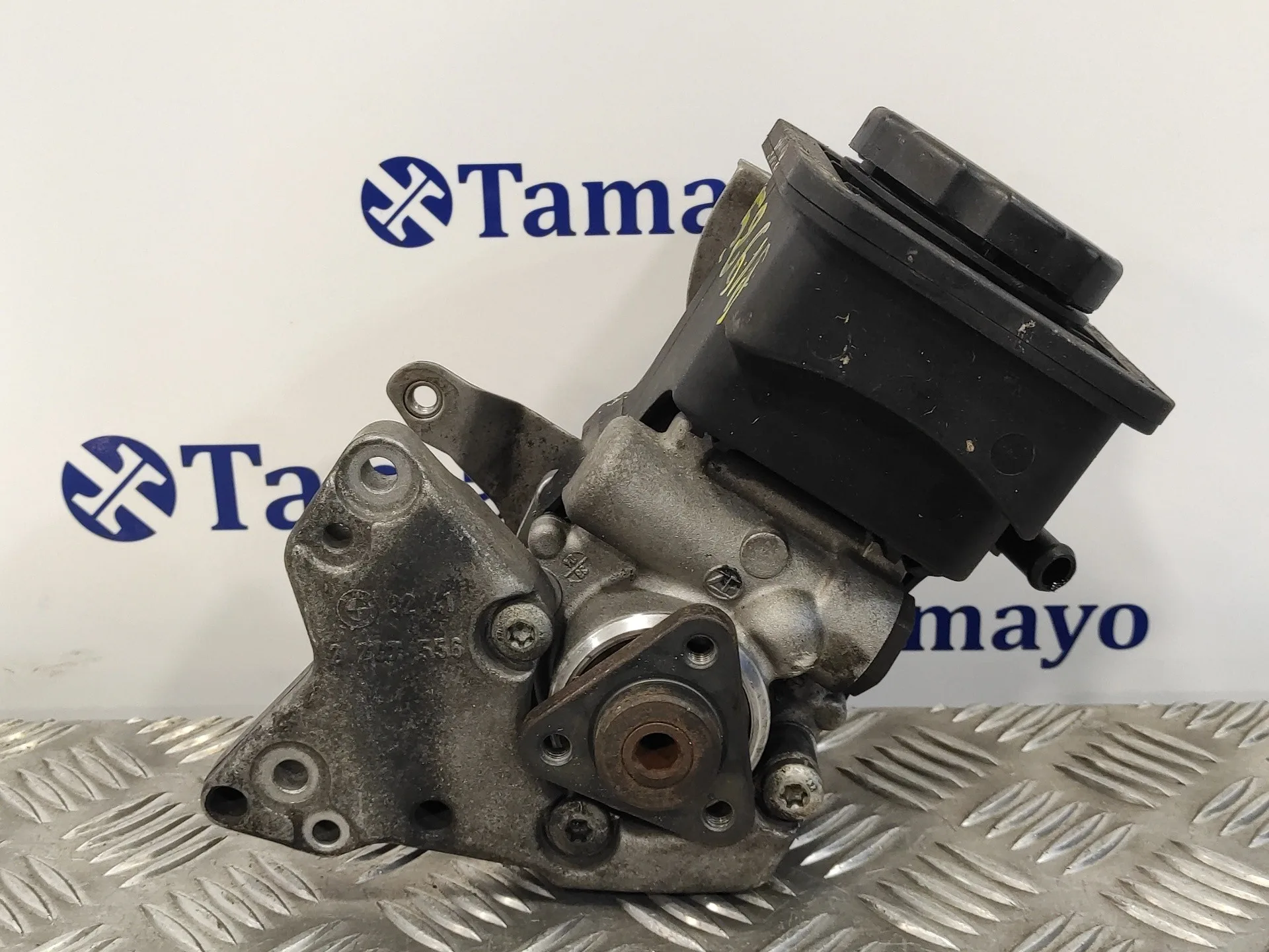 Bomba Direccion para Bmw X3 (E83)