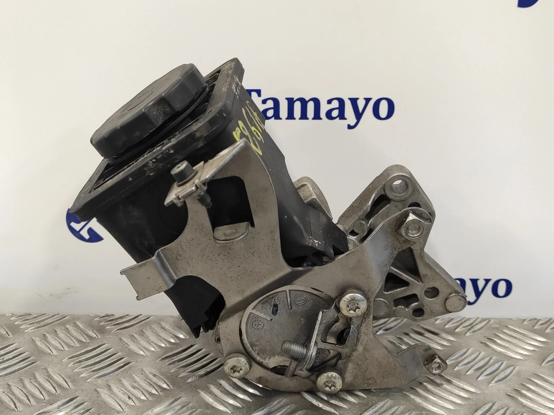 Bomba Direccion para Bmw X3 (E83)