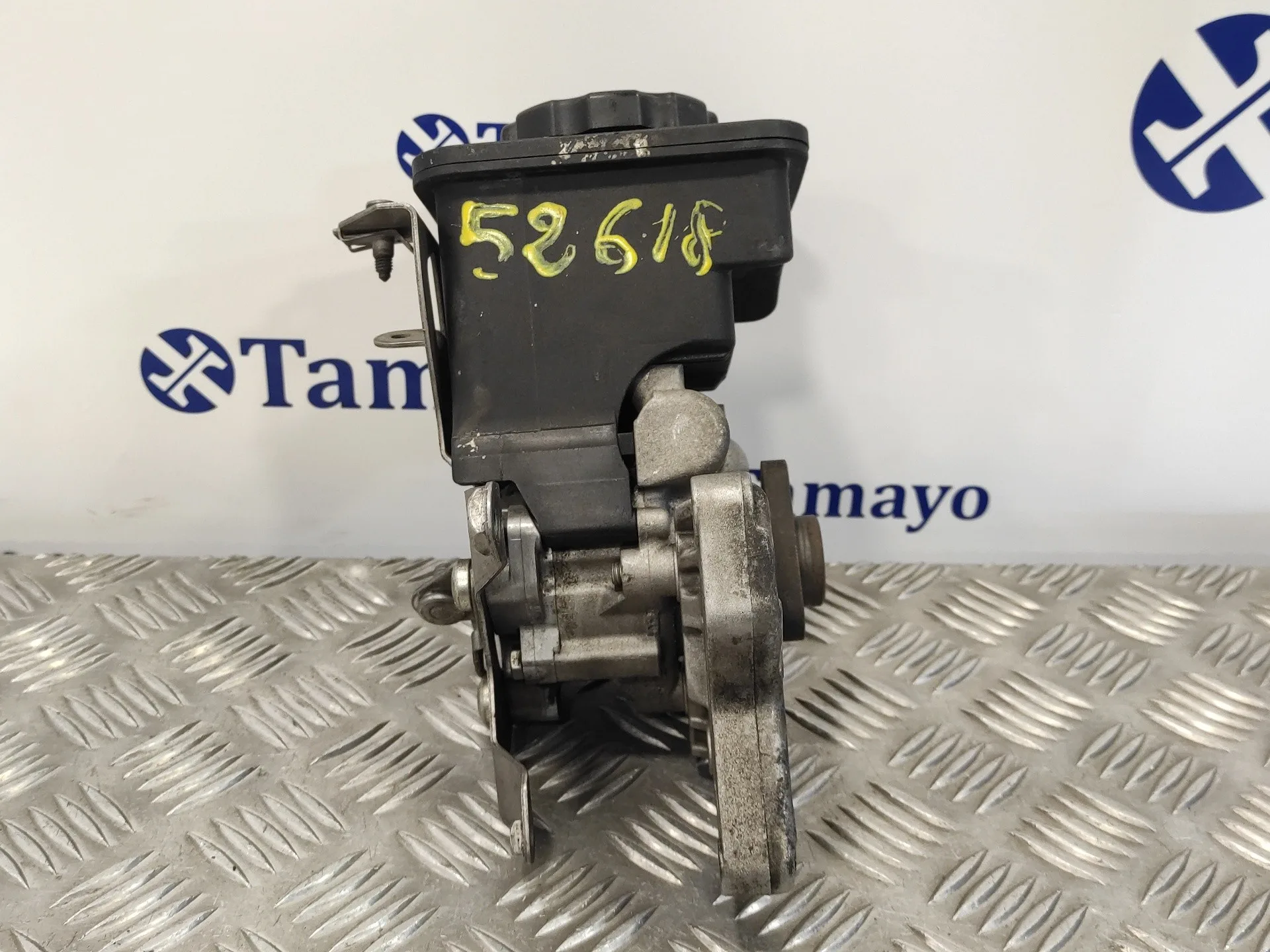 Bomba Direccion para Bmw X3 (E83)