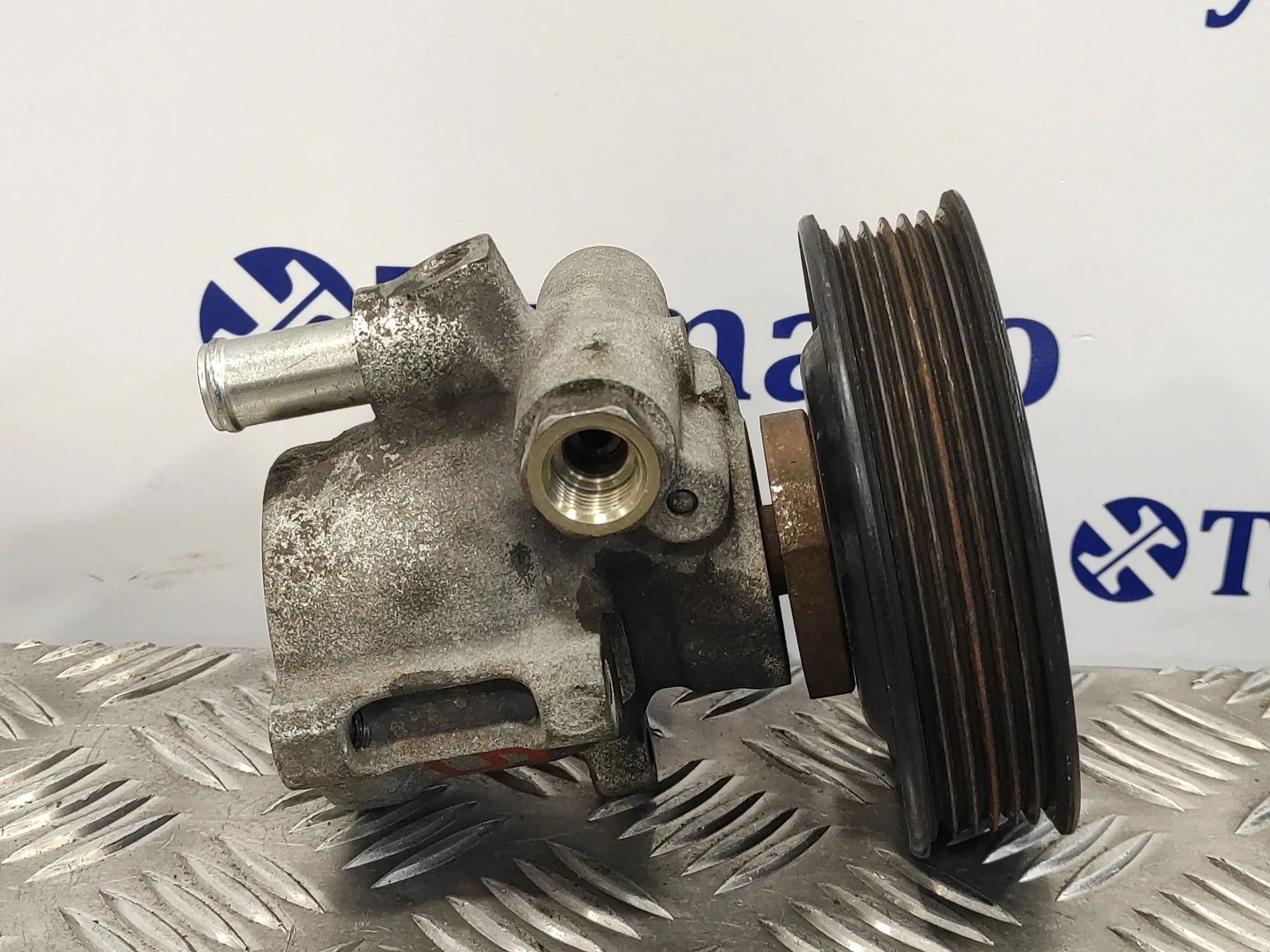 Bomba Direccion para Seat Ibiza (6K1)