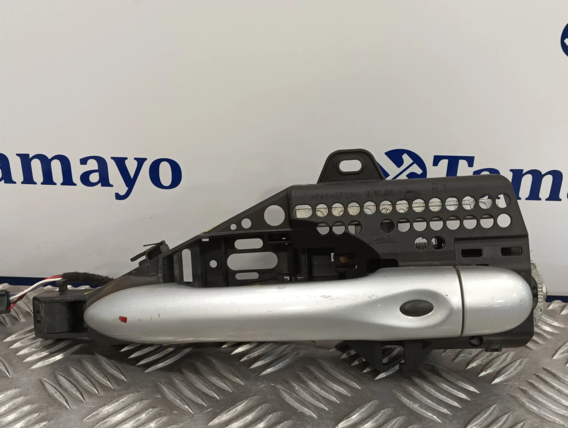 Maneta Exterior Delantera Derecha para Renault Clio Iv