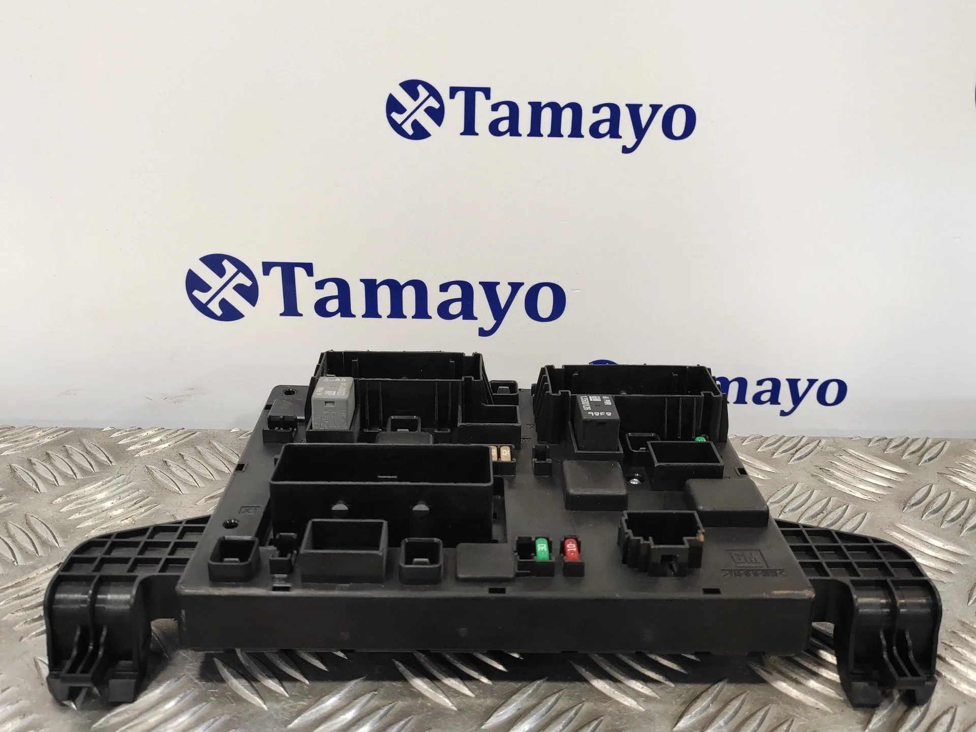 Caja Reles / Fusibles para Opel Astra J Lim.
