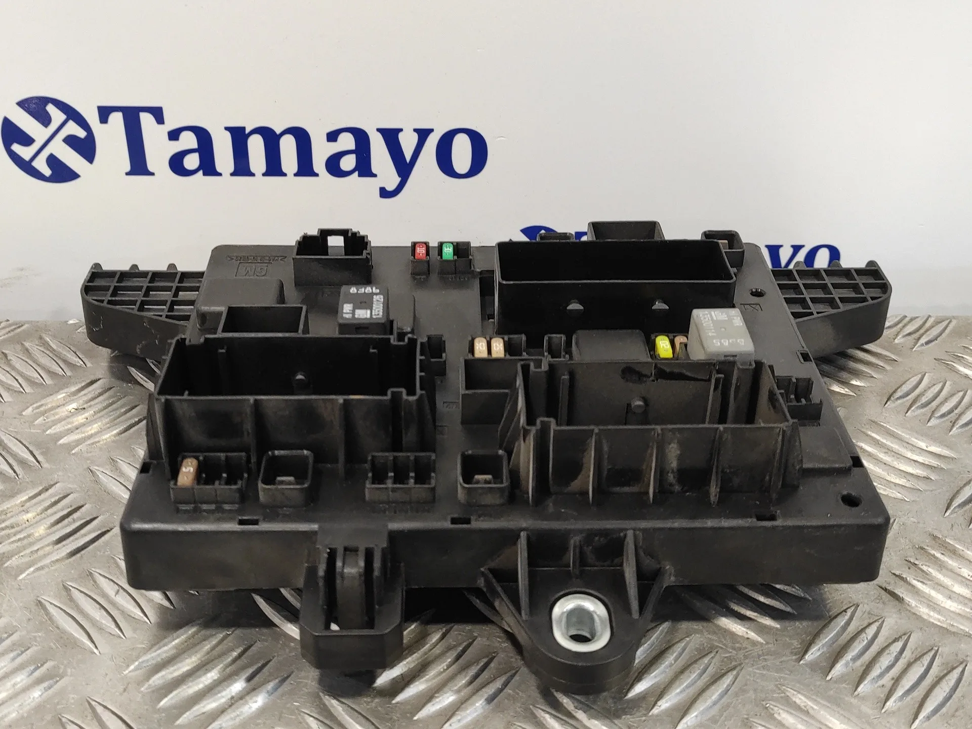 Caja Reles / Fusibles para Opel Astra J Lim.