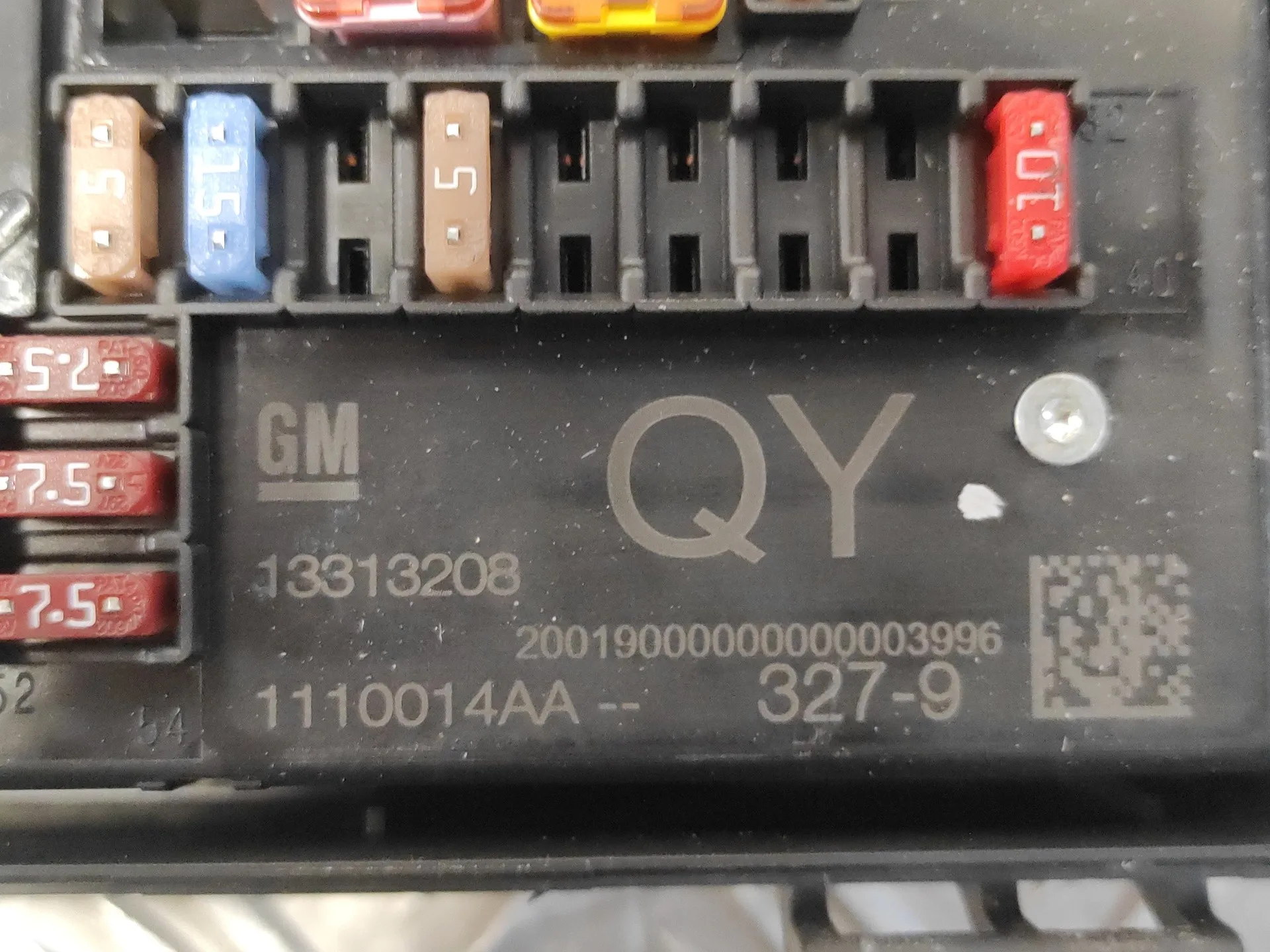 Caja Reles / Fusibles para Opel Astra J Lim.