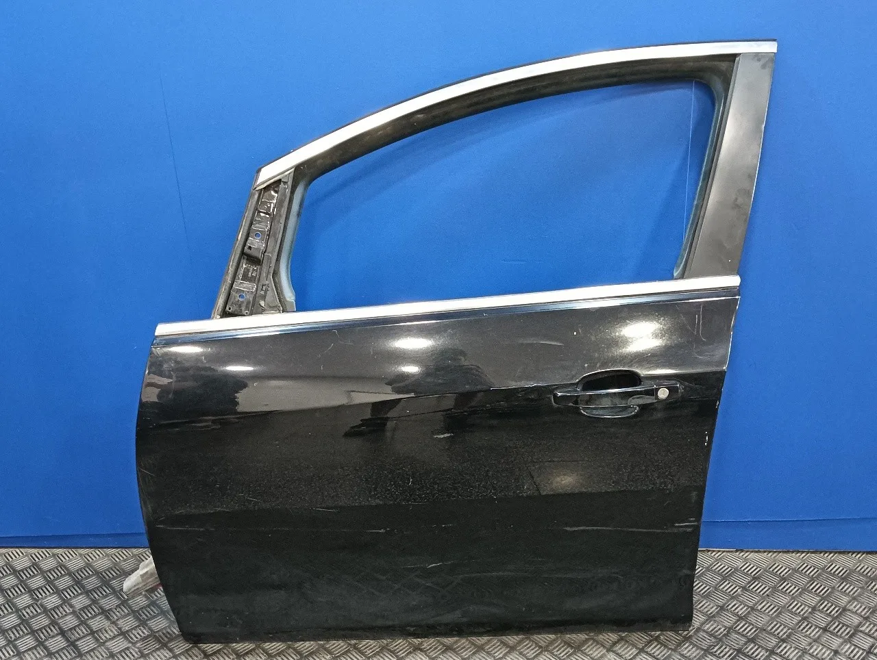 Puerta Delantera Izquierda para Opel Astra J Lim.