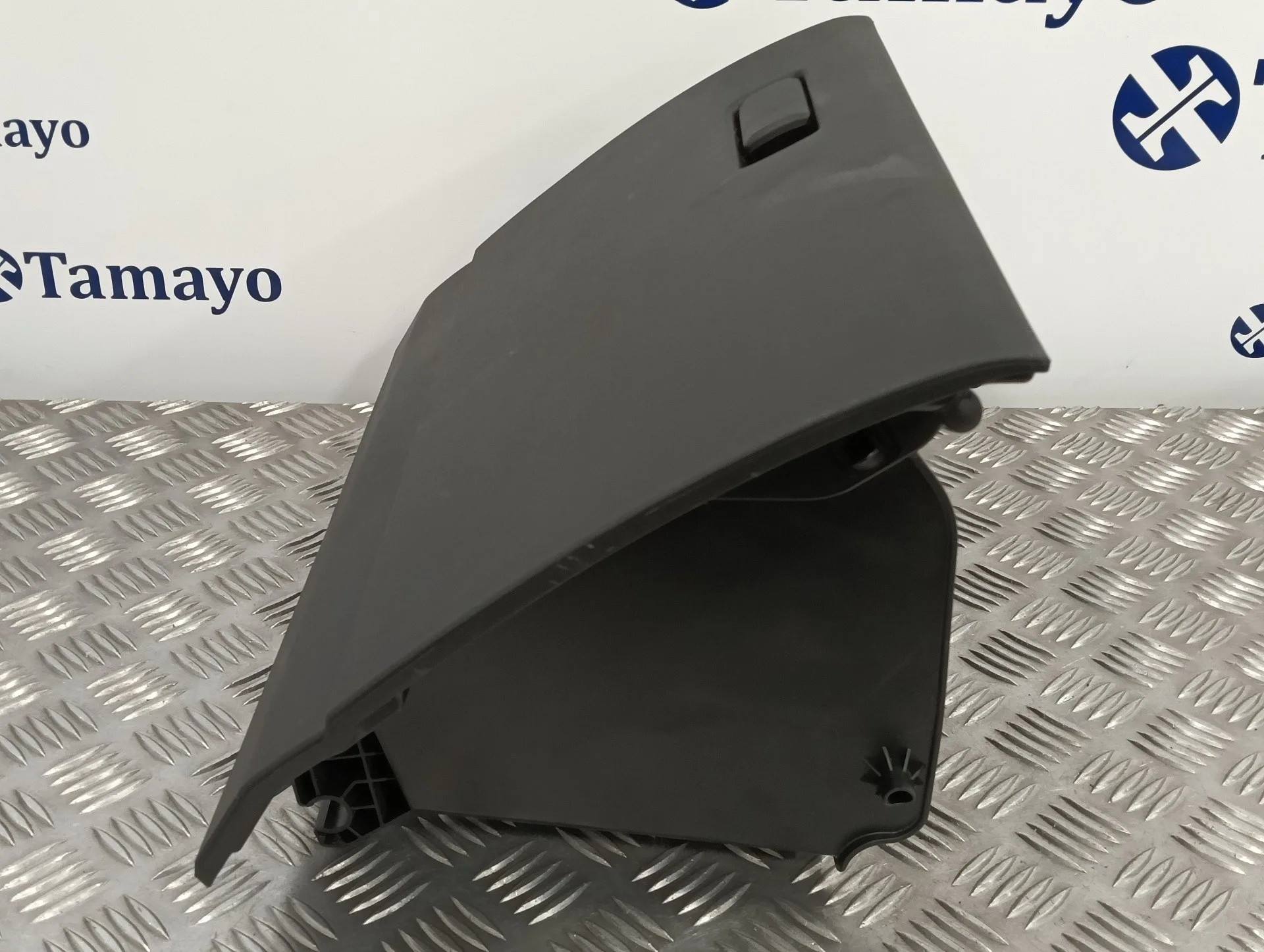 Guantera para Mazda 3 Berlina (Bp)