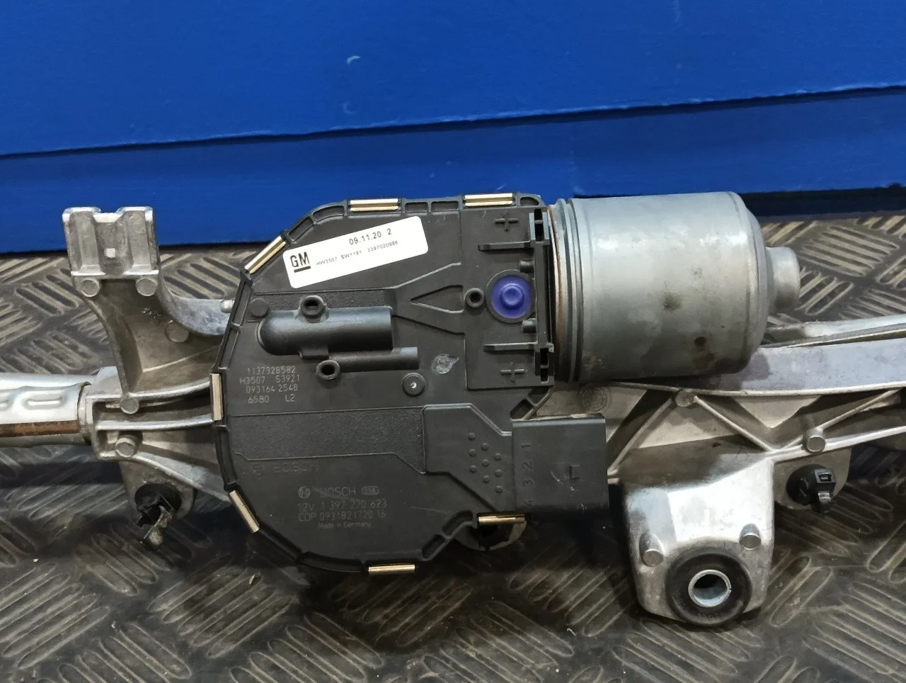 Motor Limpia Delantero para Opel Astra J Lim.
