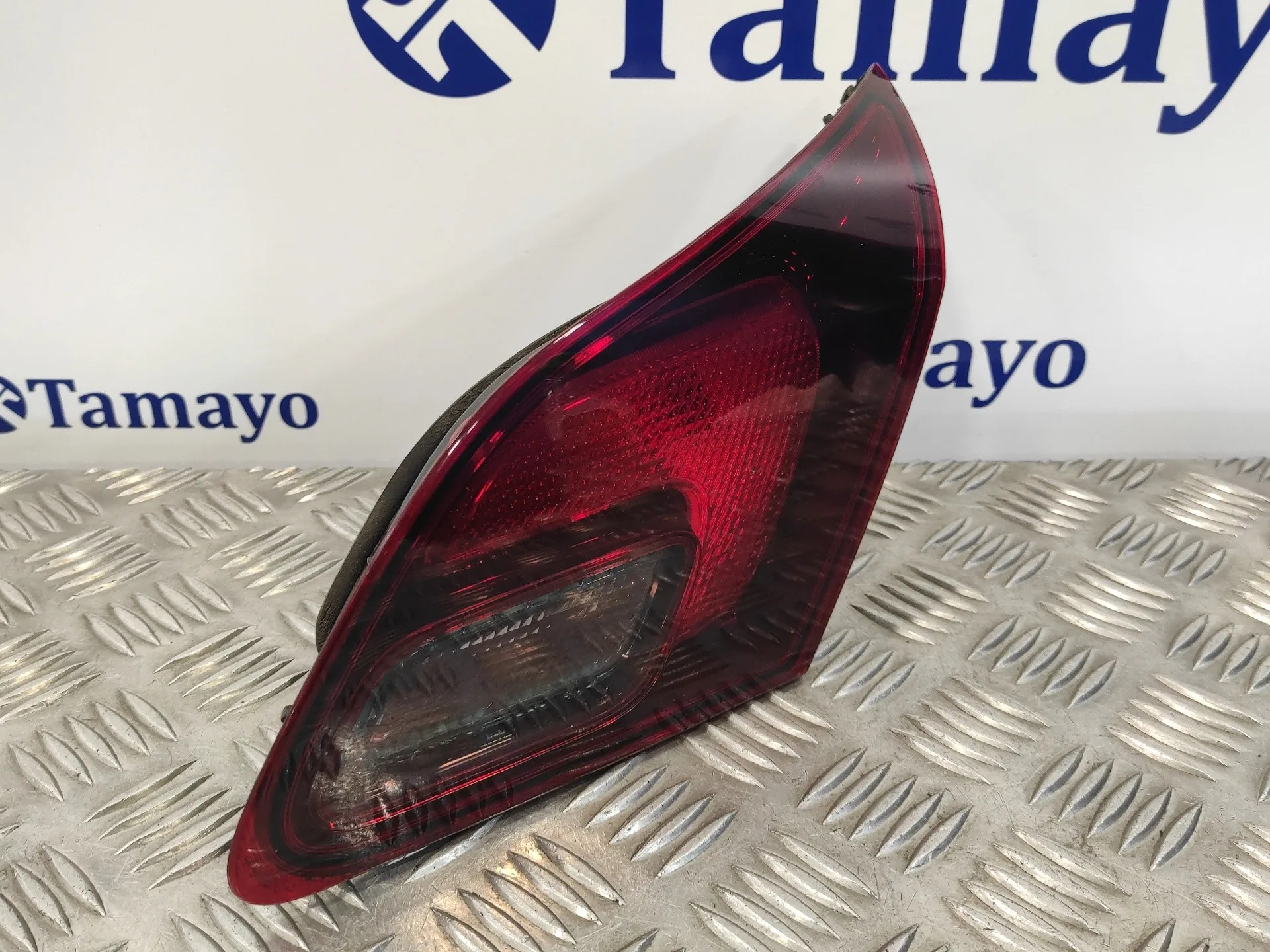 Piloto Trasero Derecho Interior para Opel Astra J Lim.