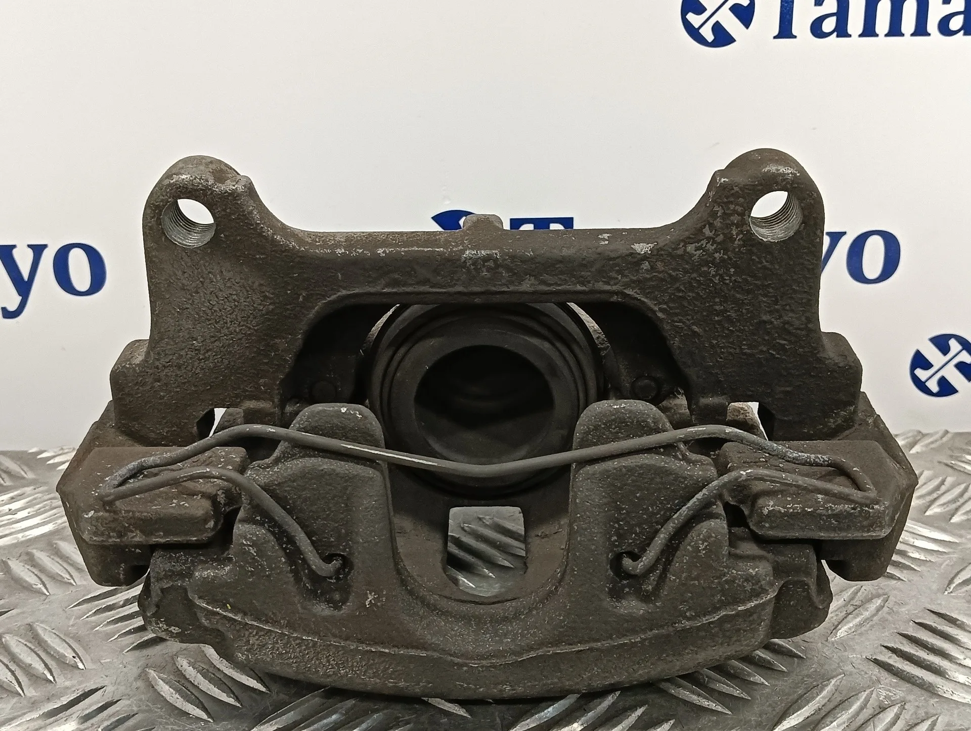 Pinza Freno Delantera Izquierda para Volkswagen Passat Berlina (3C2)