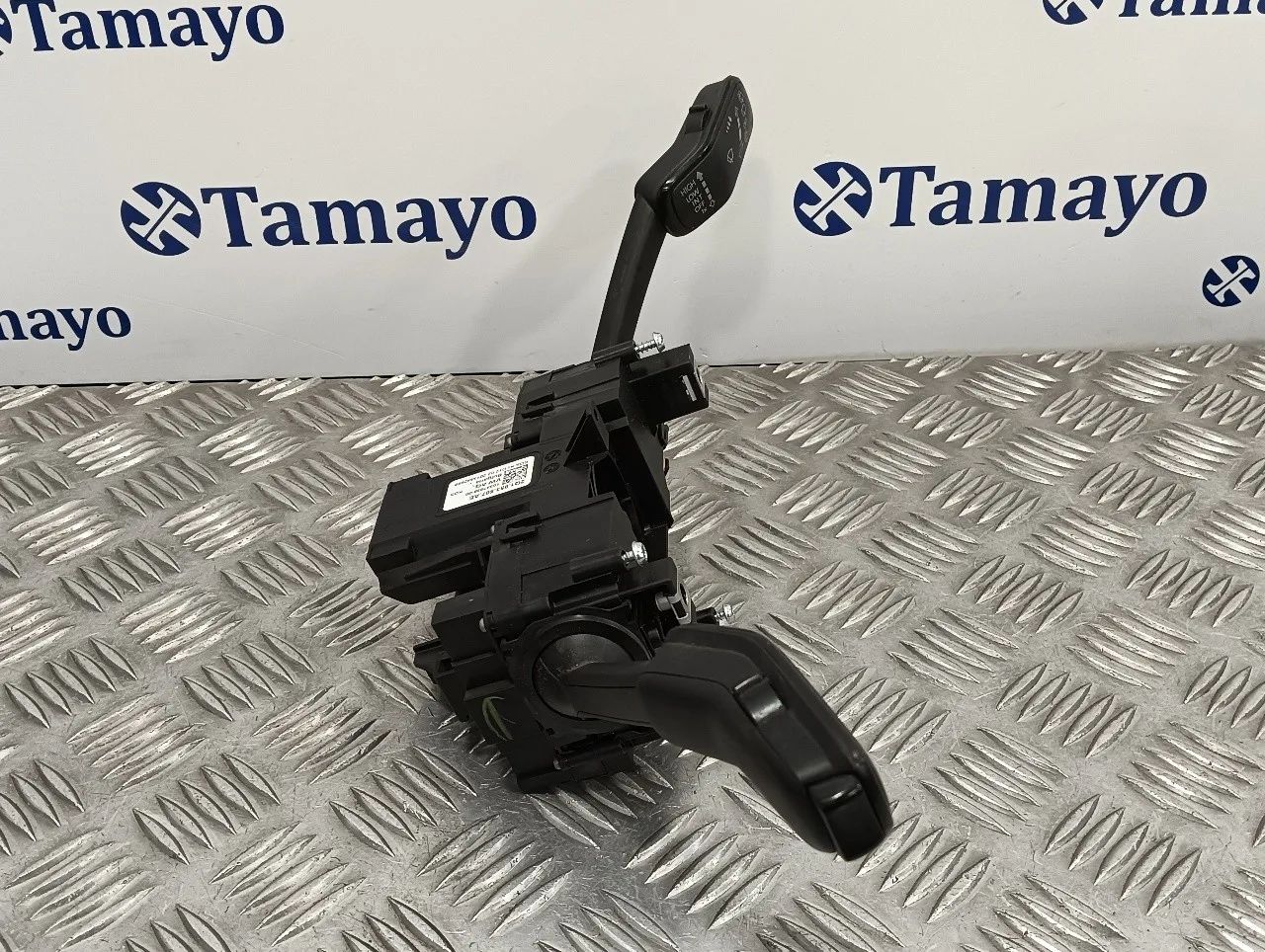 Mando Multifuncion para Seat Ibiza (Kj1)